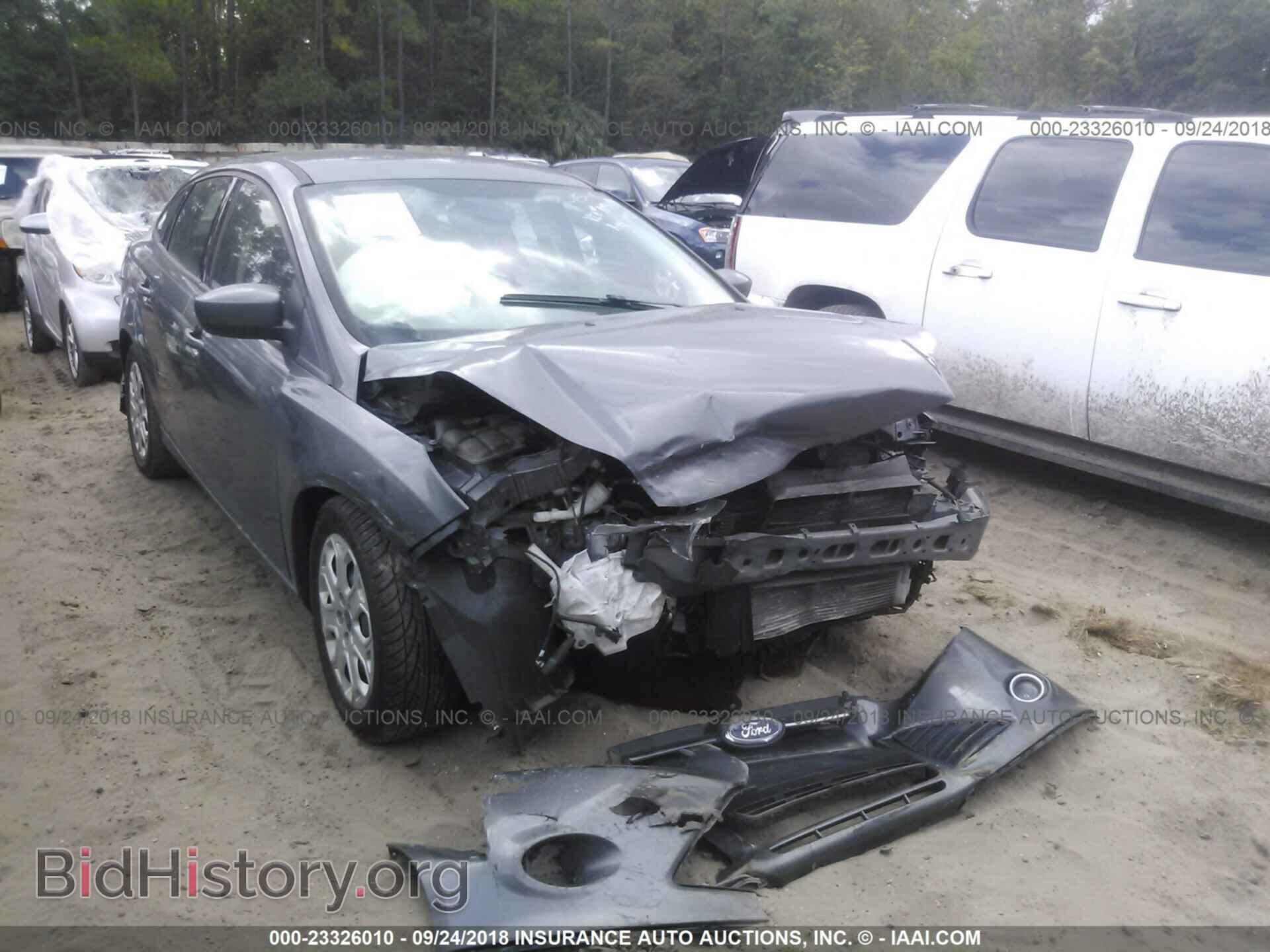 2012 Ford Focus - VIN: 1FAHP3F21CL109410 - Photo 6