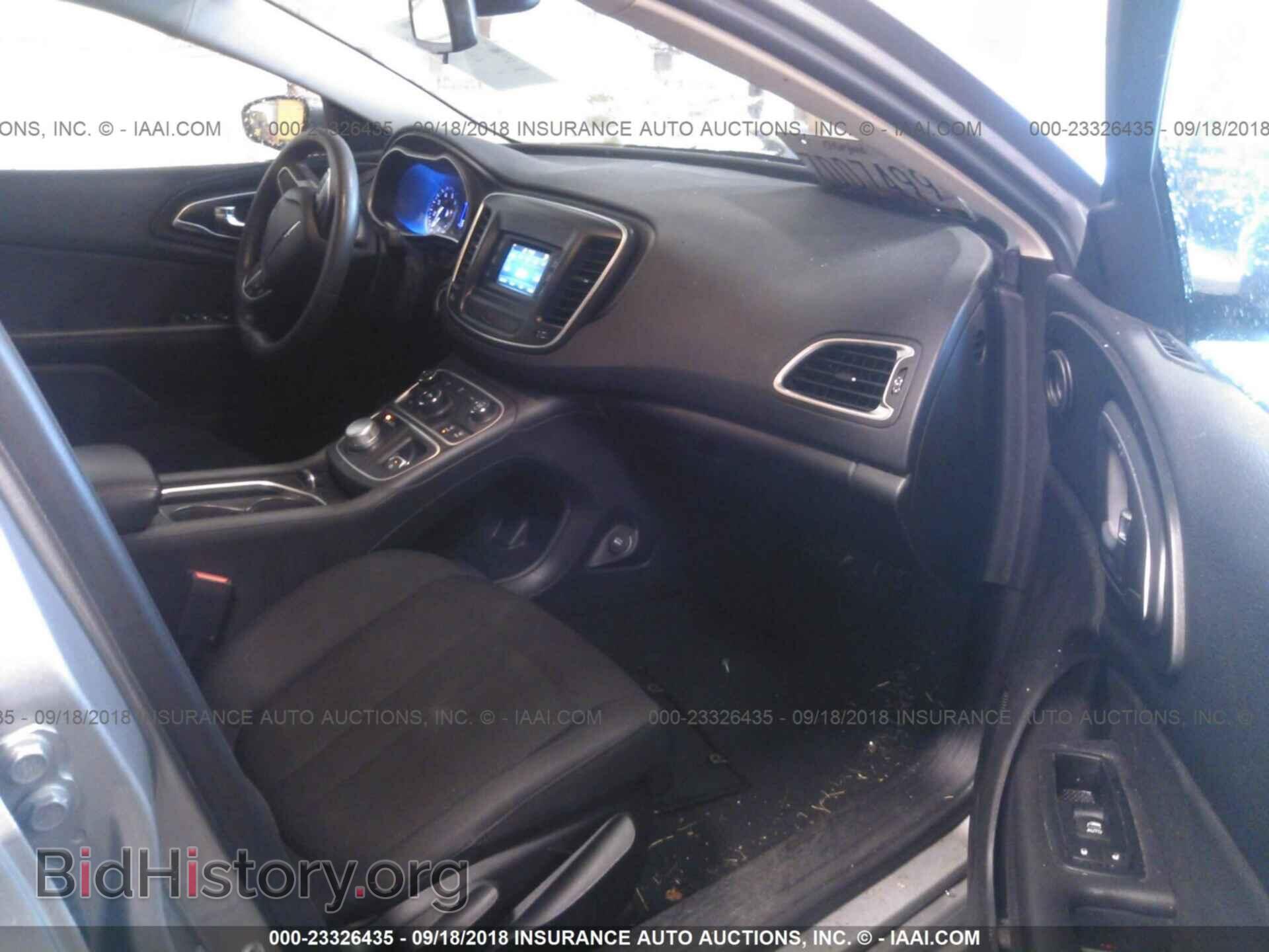 2015 Chrysler 200 - VIN: 1C3CCCAB4FN661147 - Photo 5