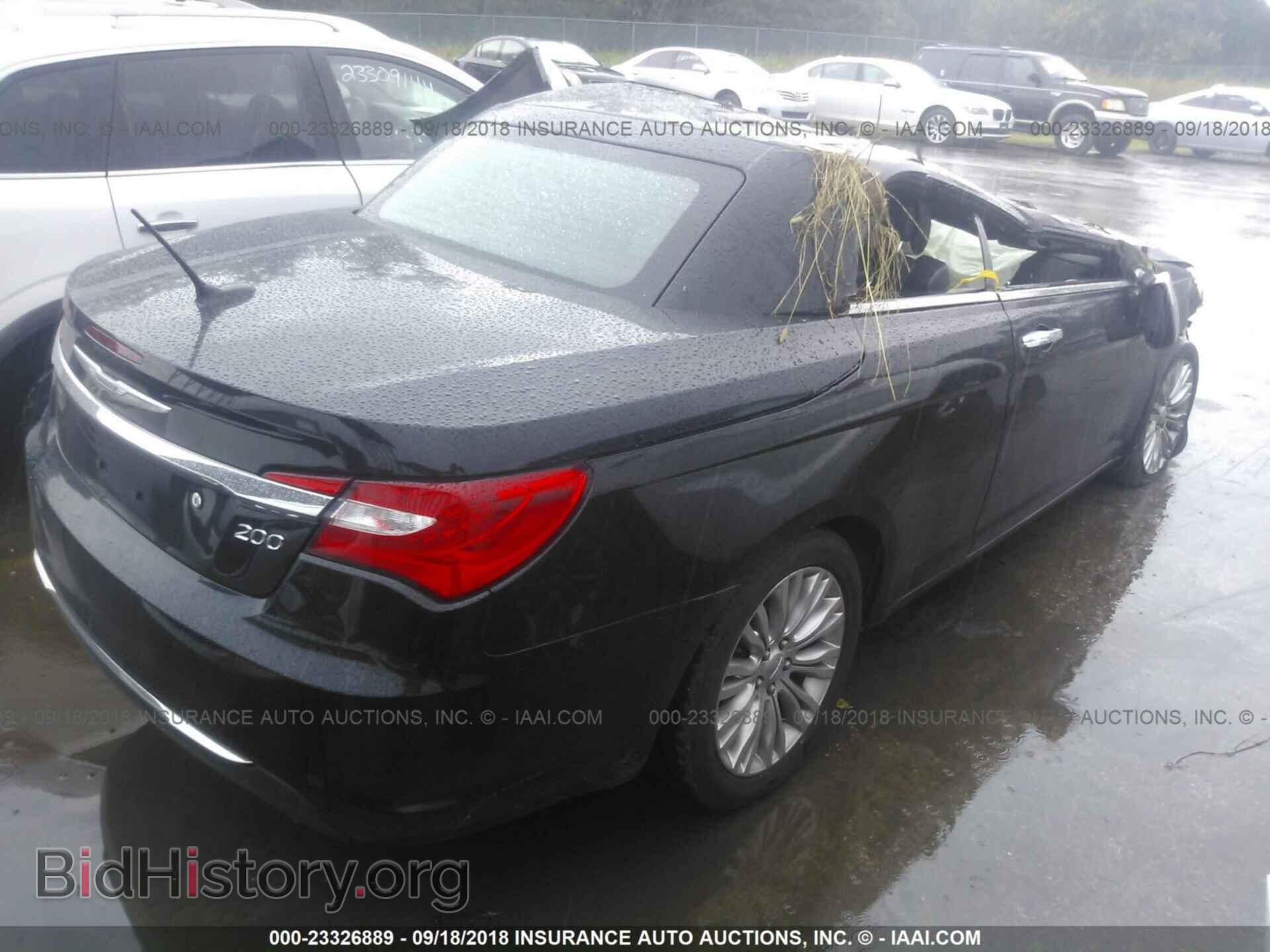 2013 Chrysler 200 - VIN: 1C3BCBFG5DN751348 - Photo 4