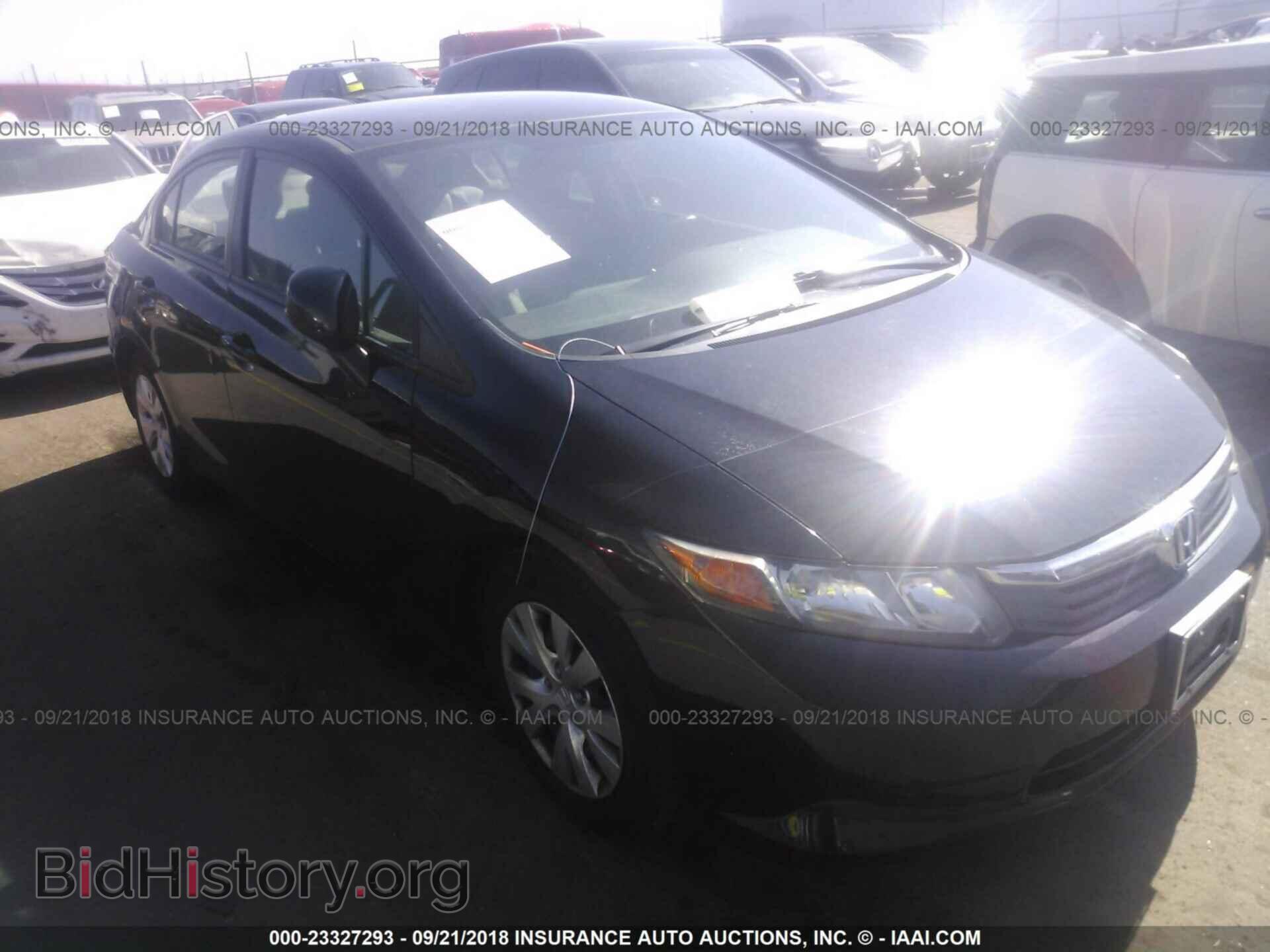 Photo 2HGFB2F56CH584747 - HONDA CIVIC 2012