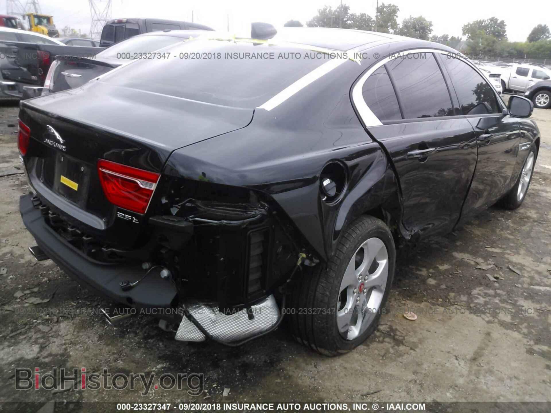 2017 Jaguar Xe - VIN: SAJAR4BG6HA971460 - Фото 4