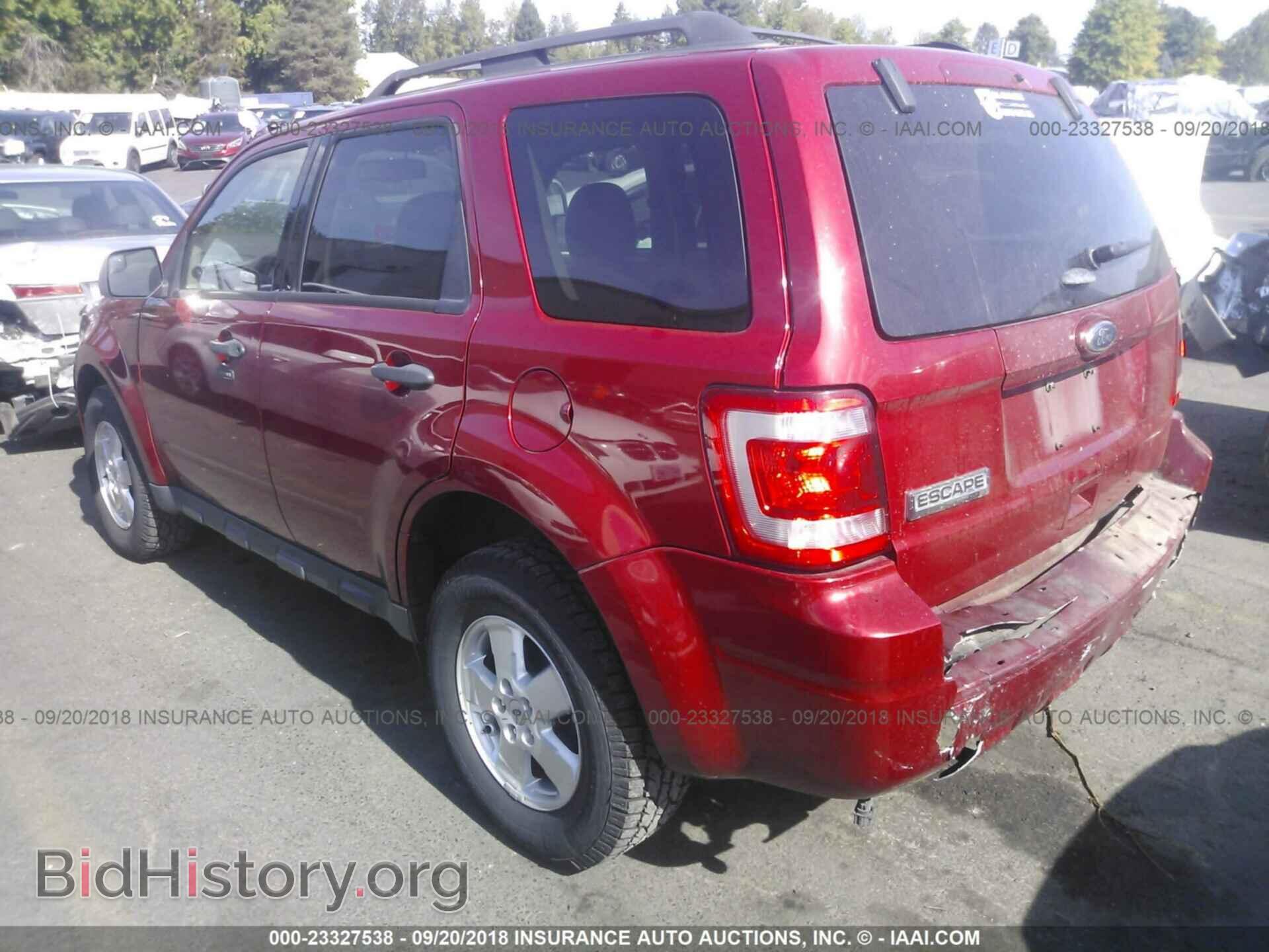 2011 Ford Escape - VIN: 1FMCU9D78BKA82186 - Фото 3