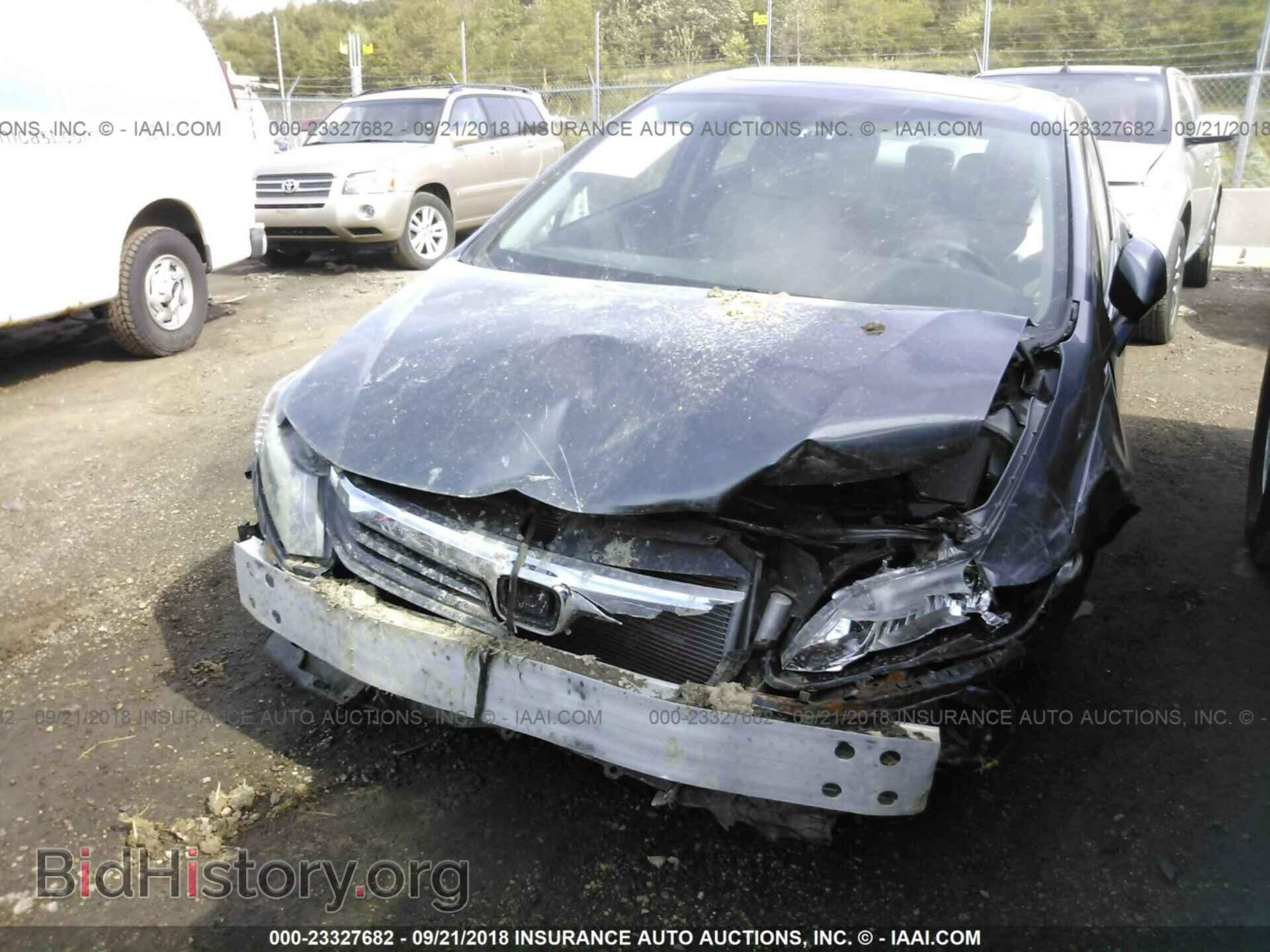 2012 Honda Civic - VIN: 19XFB2F94CE028319 - Photo 2