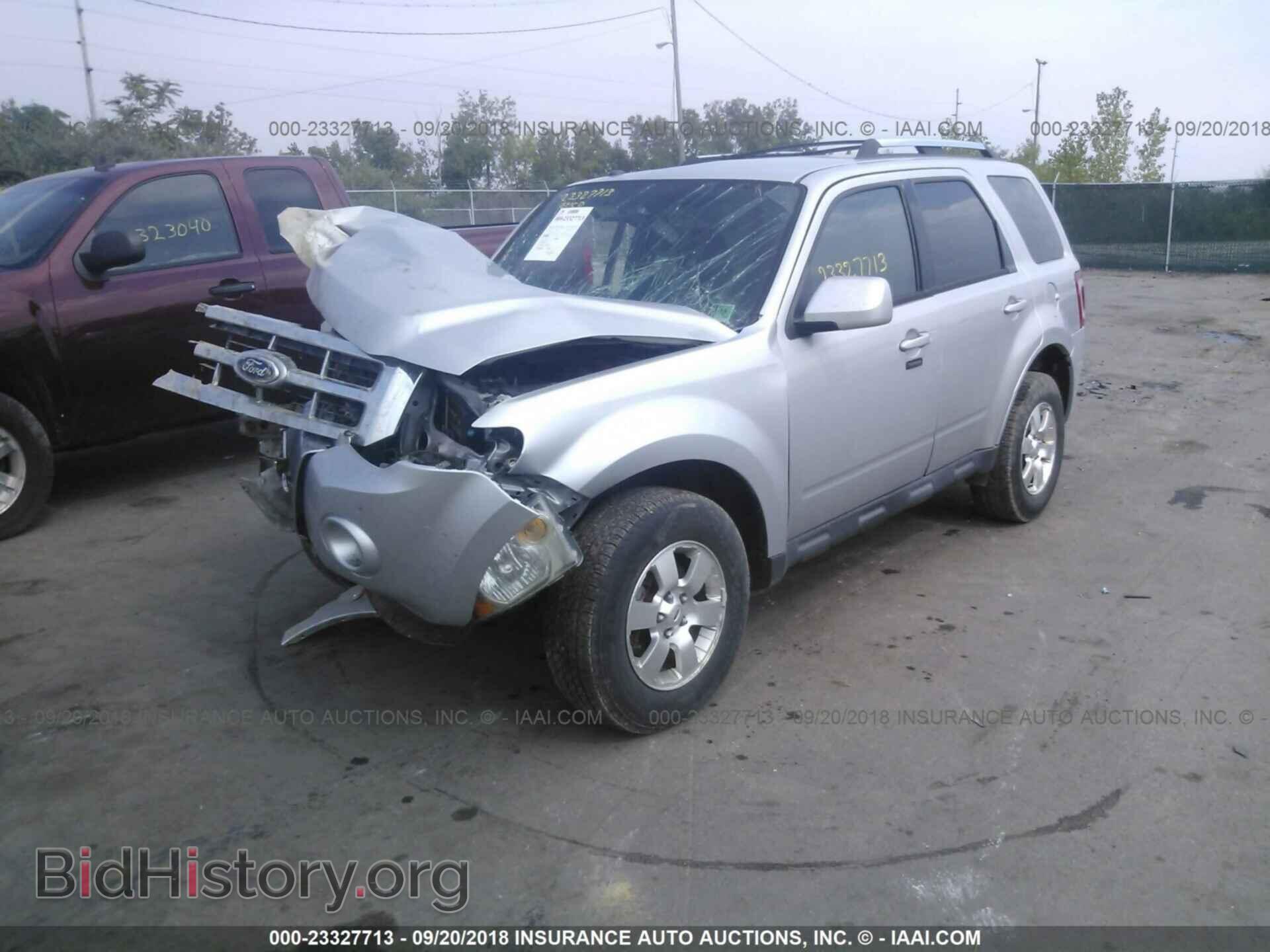 2012 Ford Escape - VIN: 1FMCU9EG3CKA85464 - Photo 2
