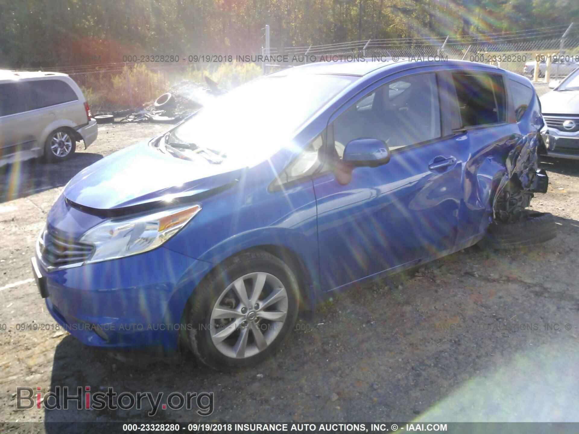 2014 Nissan Versa note - VIN: 3N1CE2CP1EL383253 - Фото 2