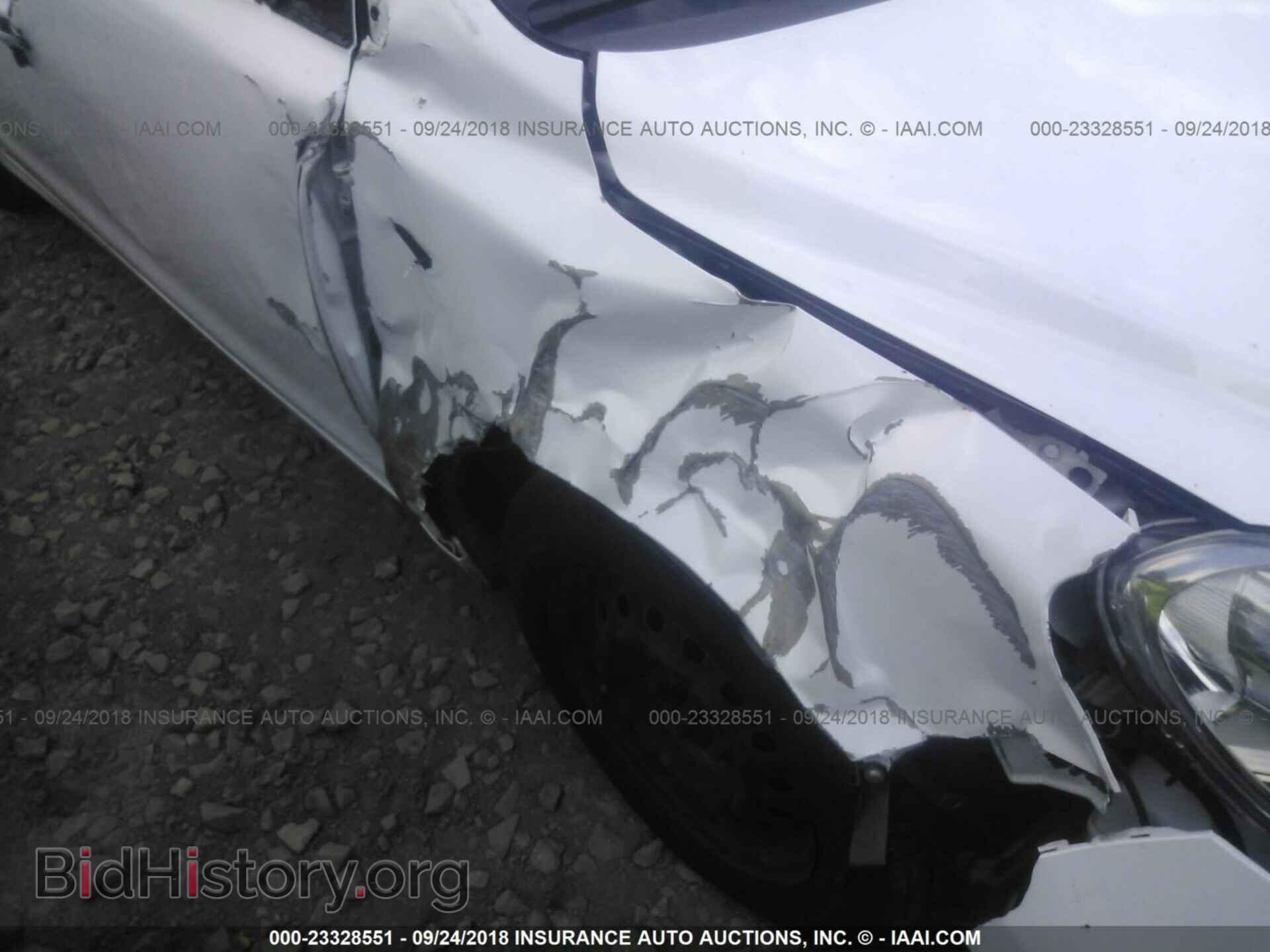 2012 Suzuki Kizashi - VIN: JS2RF9A14C6100210 - Photo 6