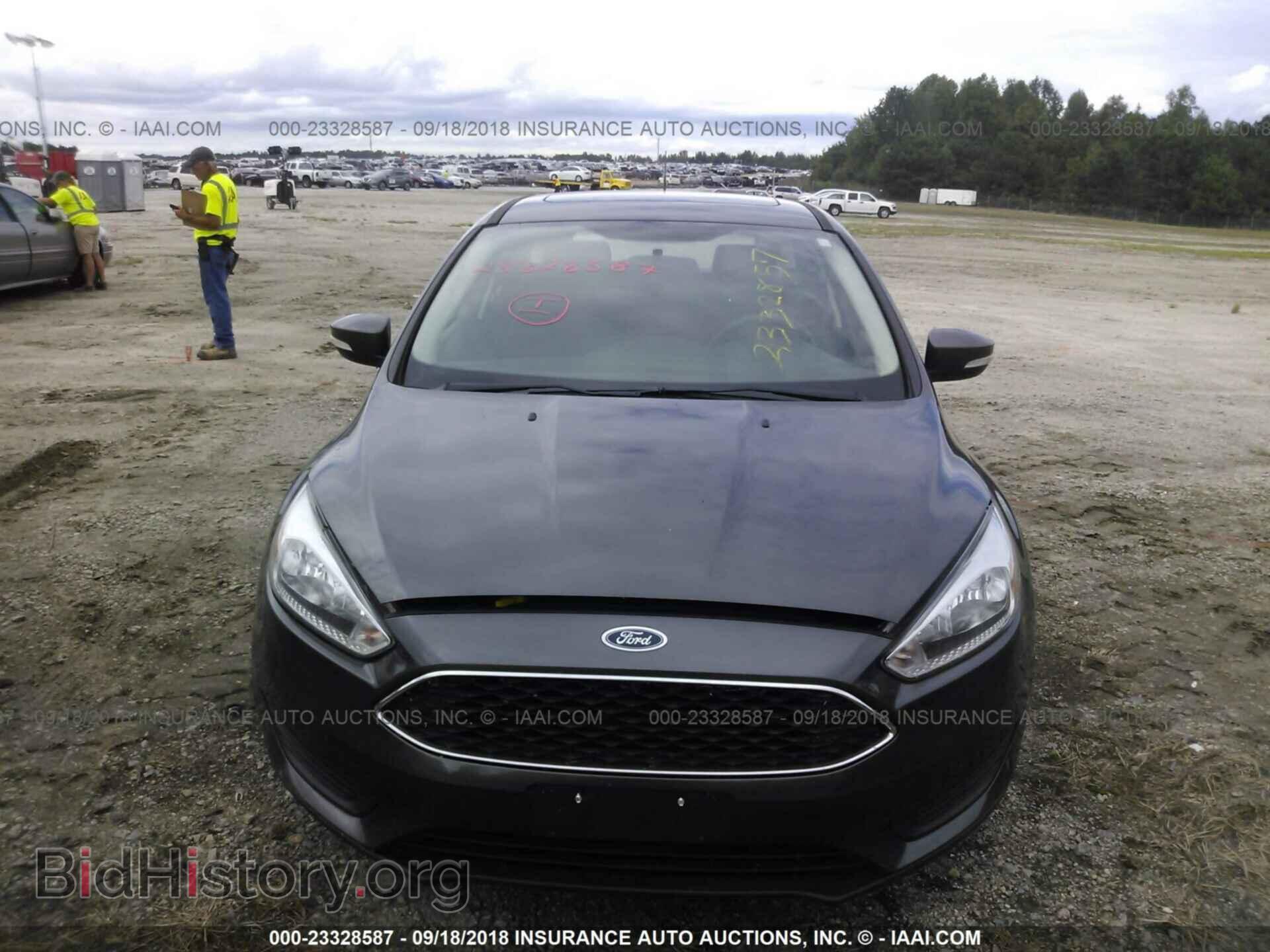 2016 Ford Focus - VIN: 1FADP3K29GL217719 - Photo 6