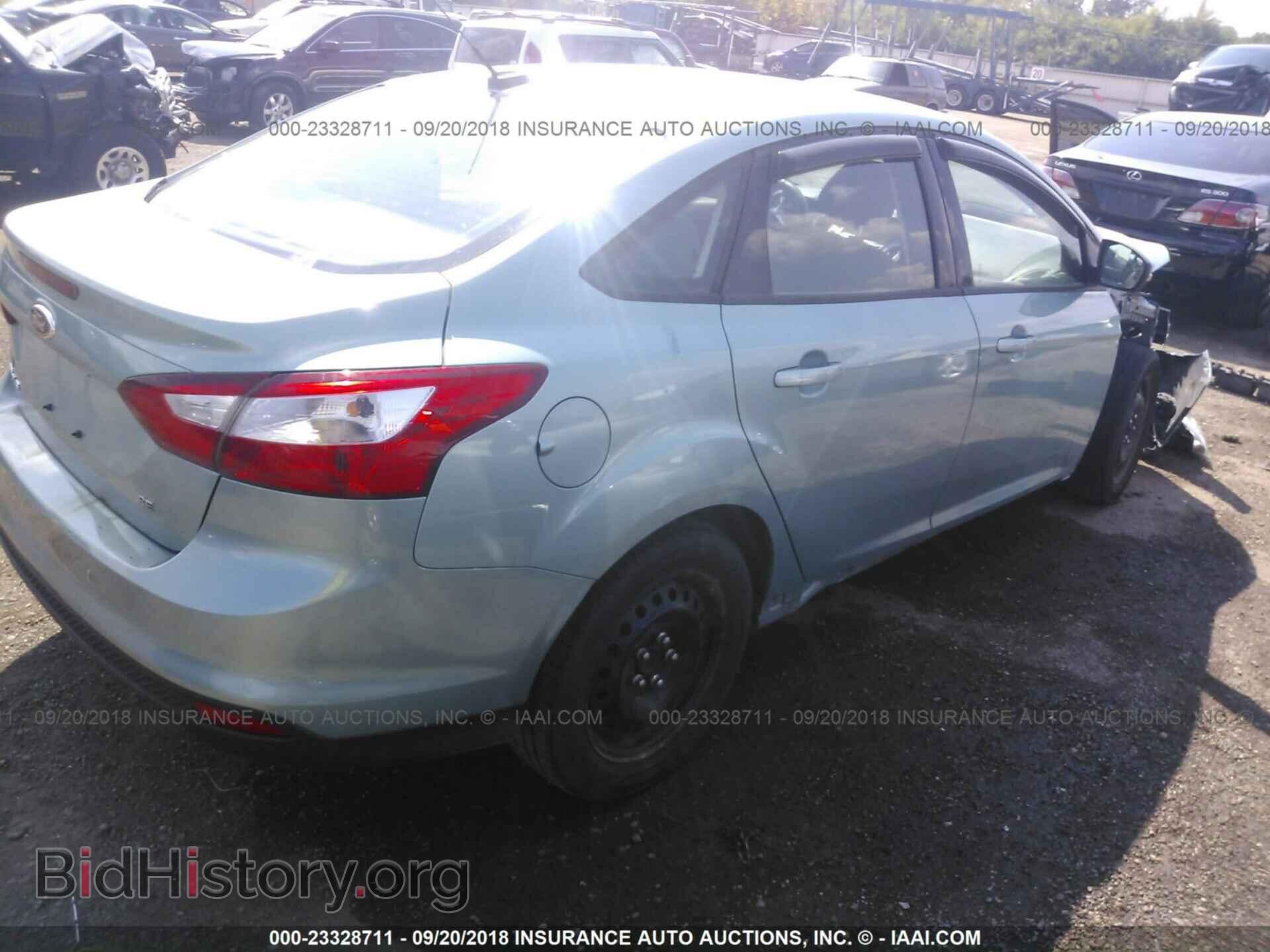 2012 Ford Focus - VIN: 1FAHP3F24CL289076 - Photo 4