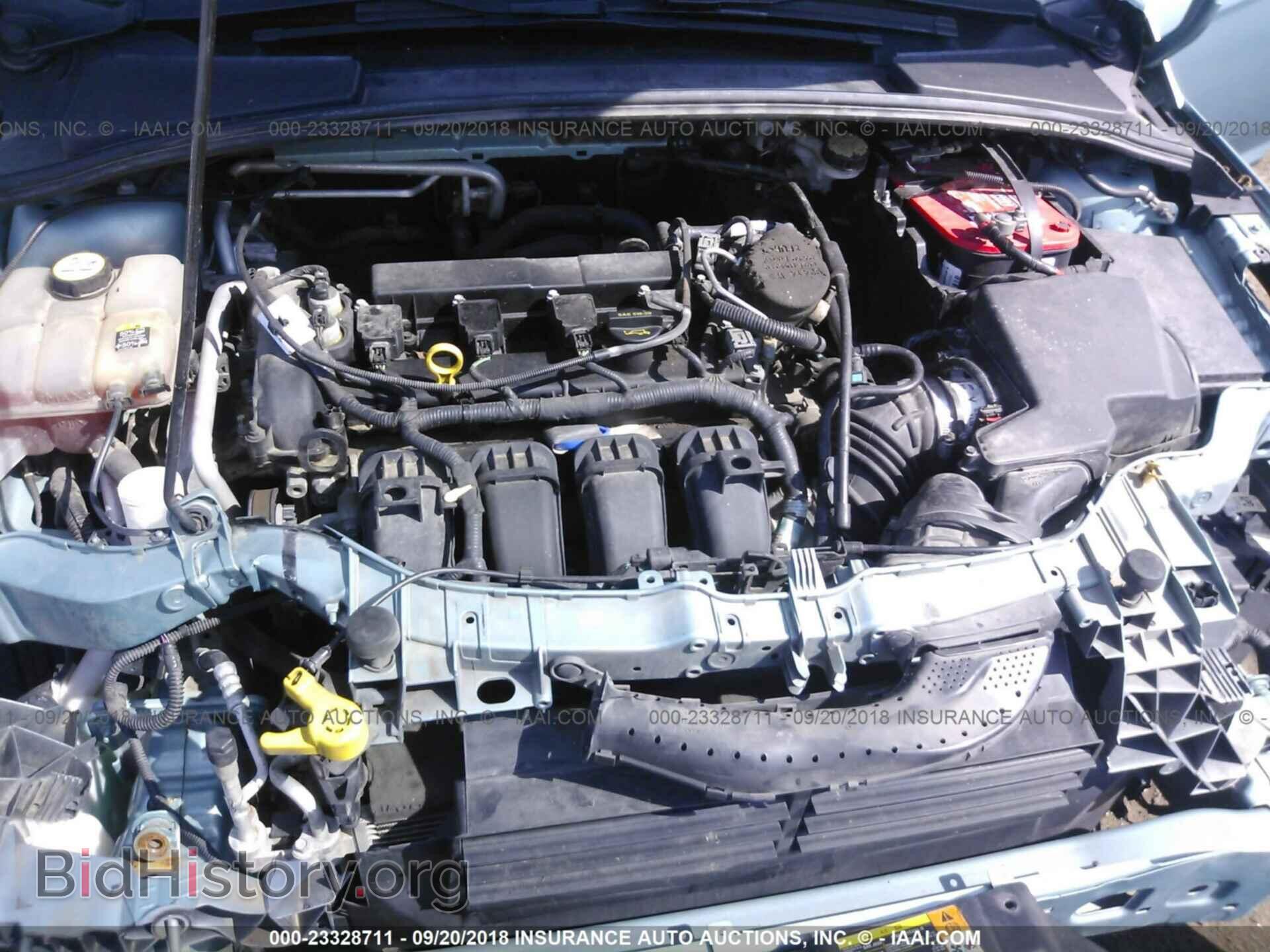 2012 Ford Focus - VIN: 1FAHP3F24CL289076 - Photo 10