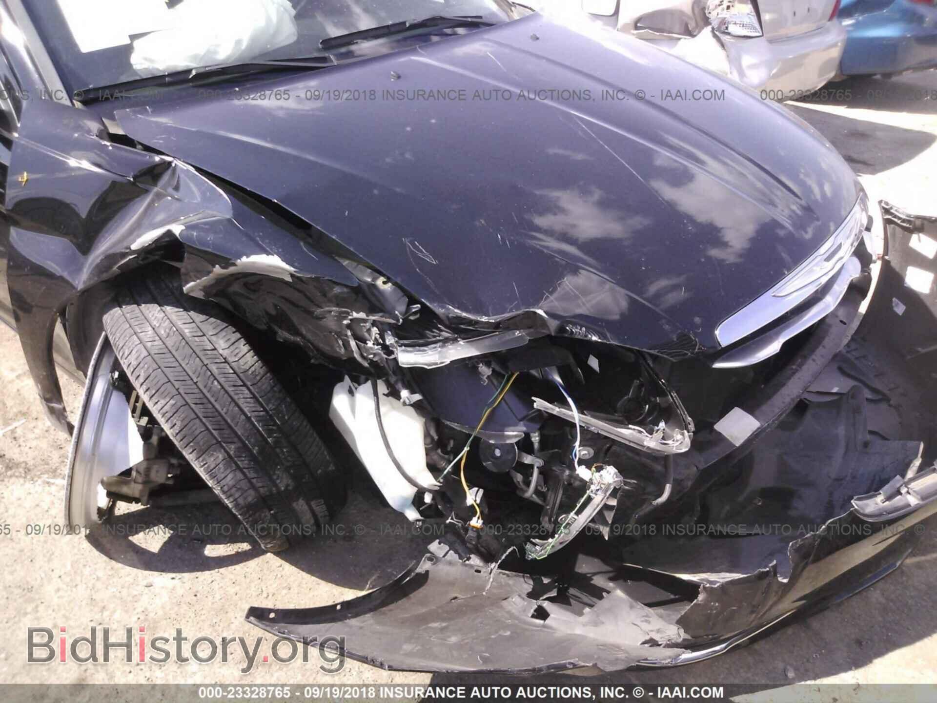 2014 Chrysler 200 - VIN: 1C3CCBBB0EN146864 - Фото 6