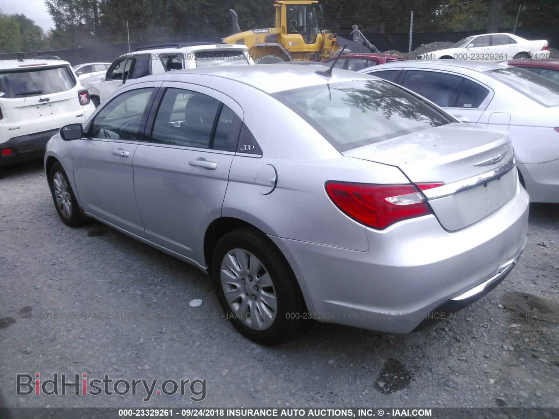 2012 Chrysler 200 - VIN: 1C3CCBABXCN101185 - Photo 3