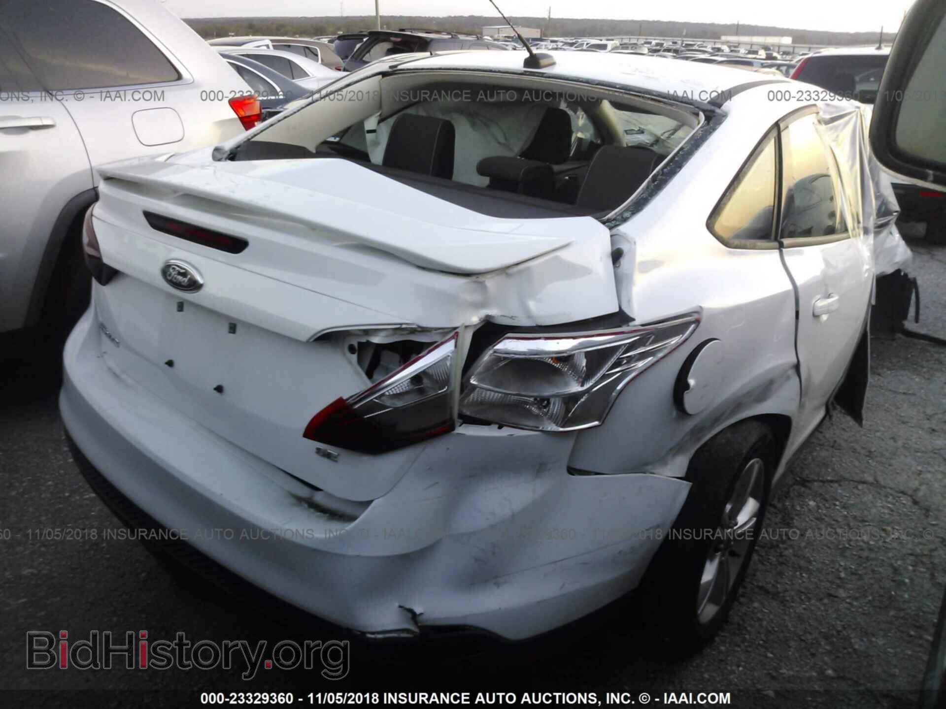 2012 Ford Focus - VIN: 1FAHP3F28CL289596 - Photo 4