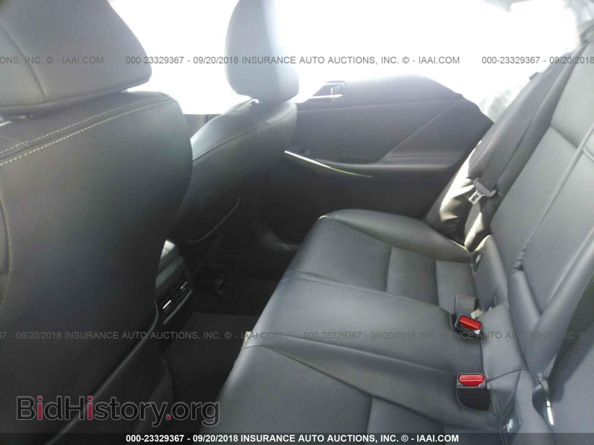 2015 Lexus Is - VIN: JTHCF1D24F5021635 - Photo 8