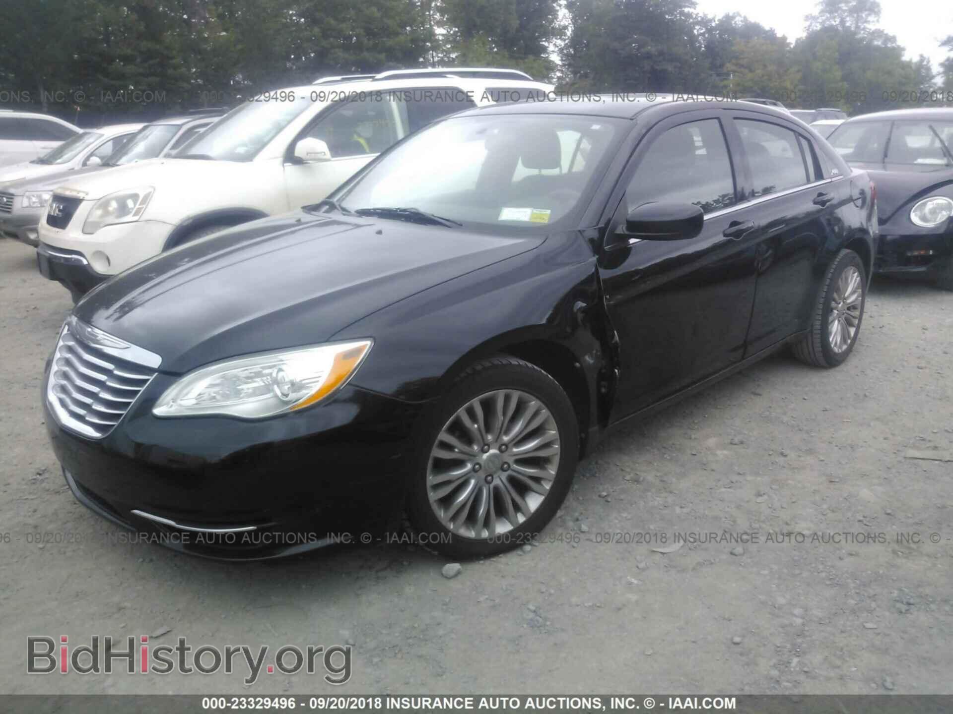 2012 Chrysler 200 - VIN: 1C3CCBAB9CN149793 - Photo 2