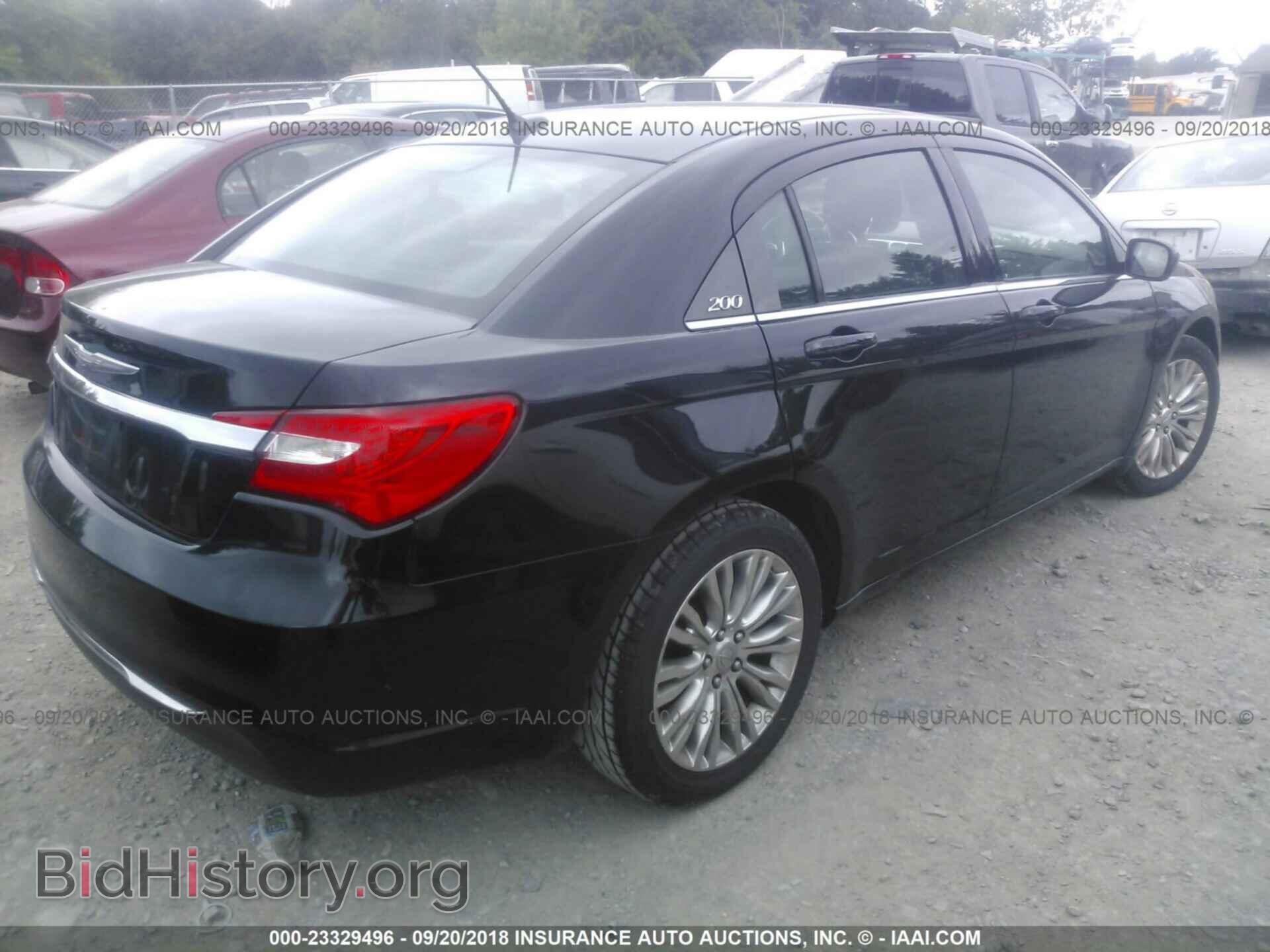 2012 Chrysler 200 - VIN: 1C3CCBAB9CN149793 - Photo 4