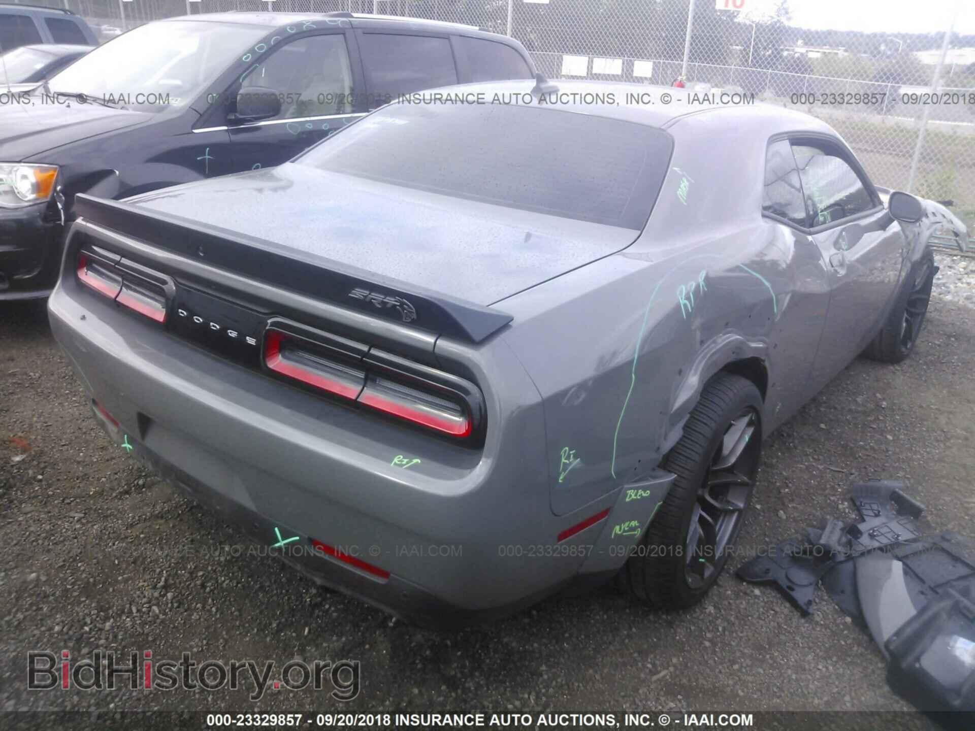 2018 Dodge Challenger - VIN: 2C3CDZC96JH143181 - Photo 4