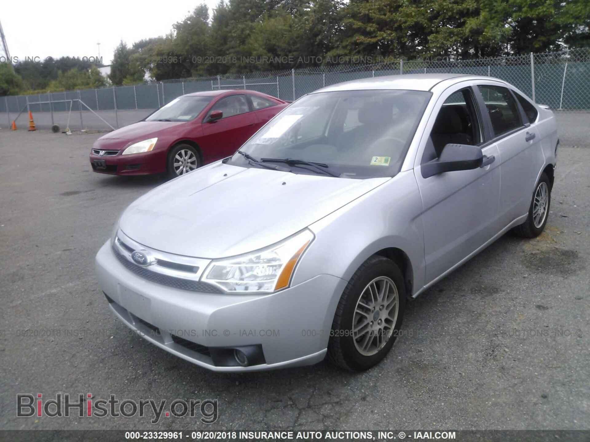2011 FORD FOCUS - VIN: 1FAHP3FN8BW133260 - Фото 2
