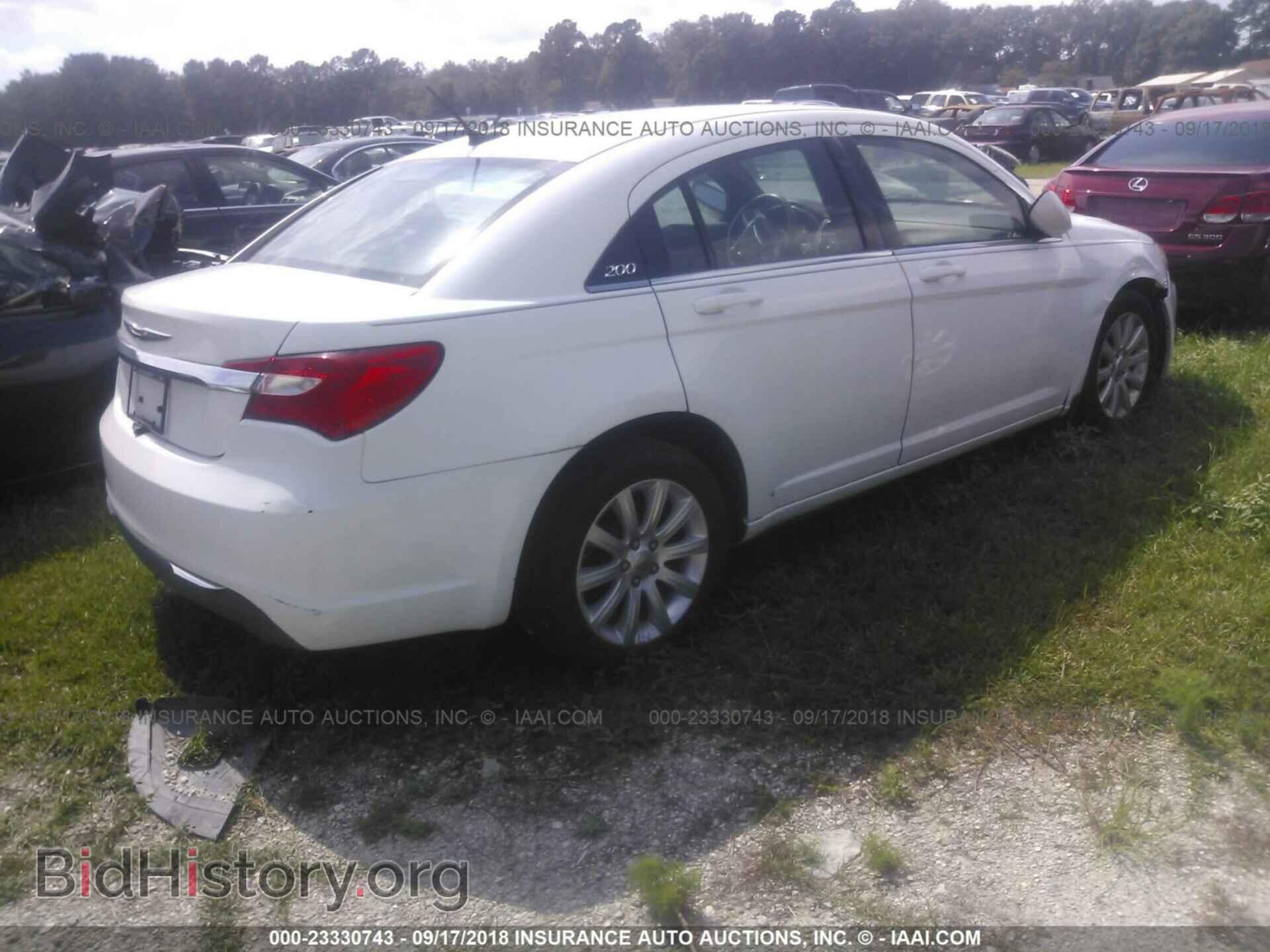 2013 CHRYSLER 200 - VIN: 1C3CCBBB1DN684679 - Photo 4
