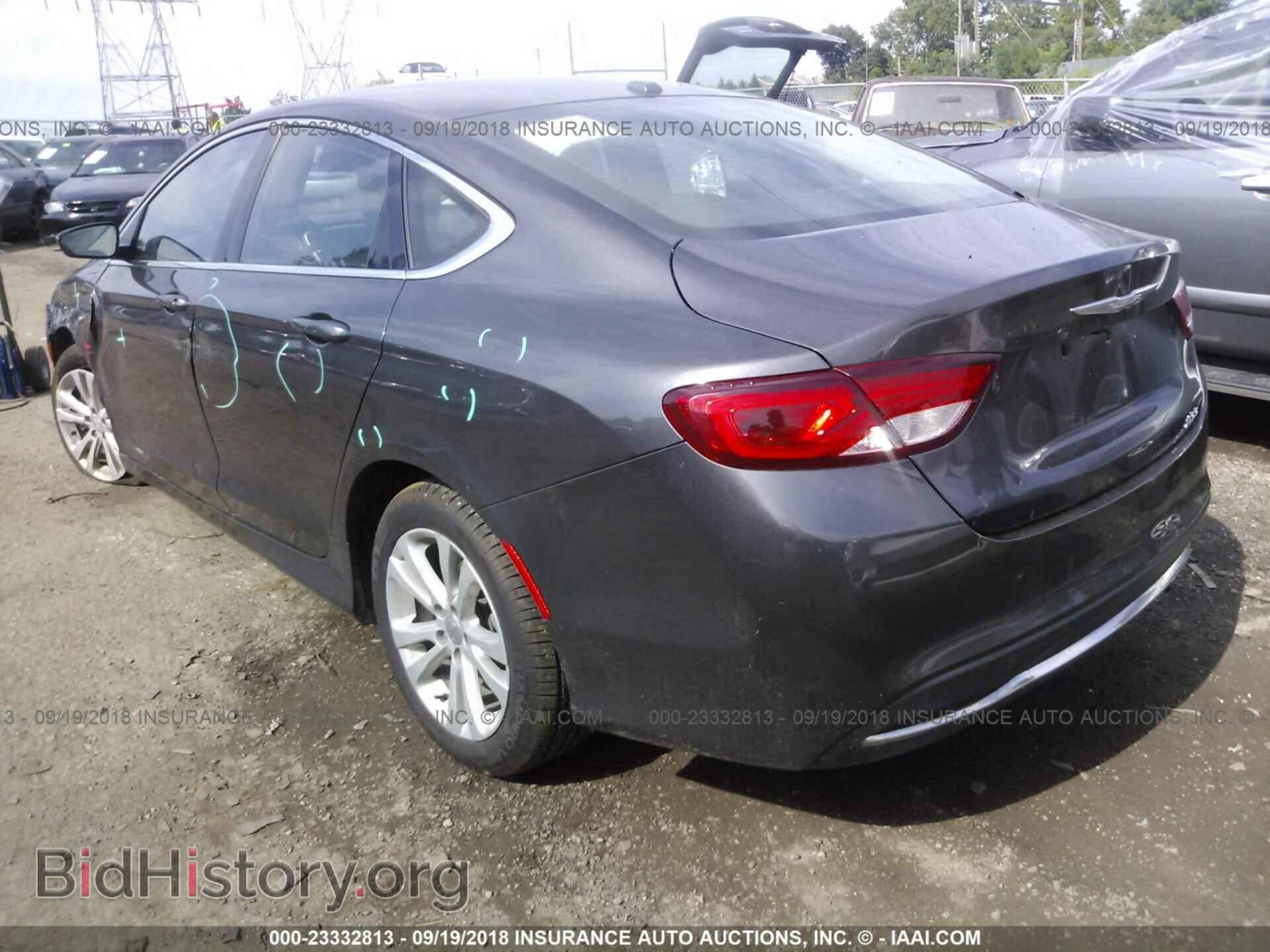 2015 Chrysler 200 - VIN: 1C3CCCAB1FN744194 - Photo 3