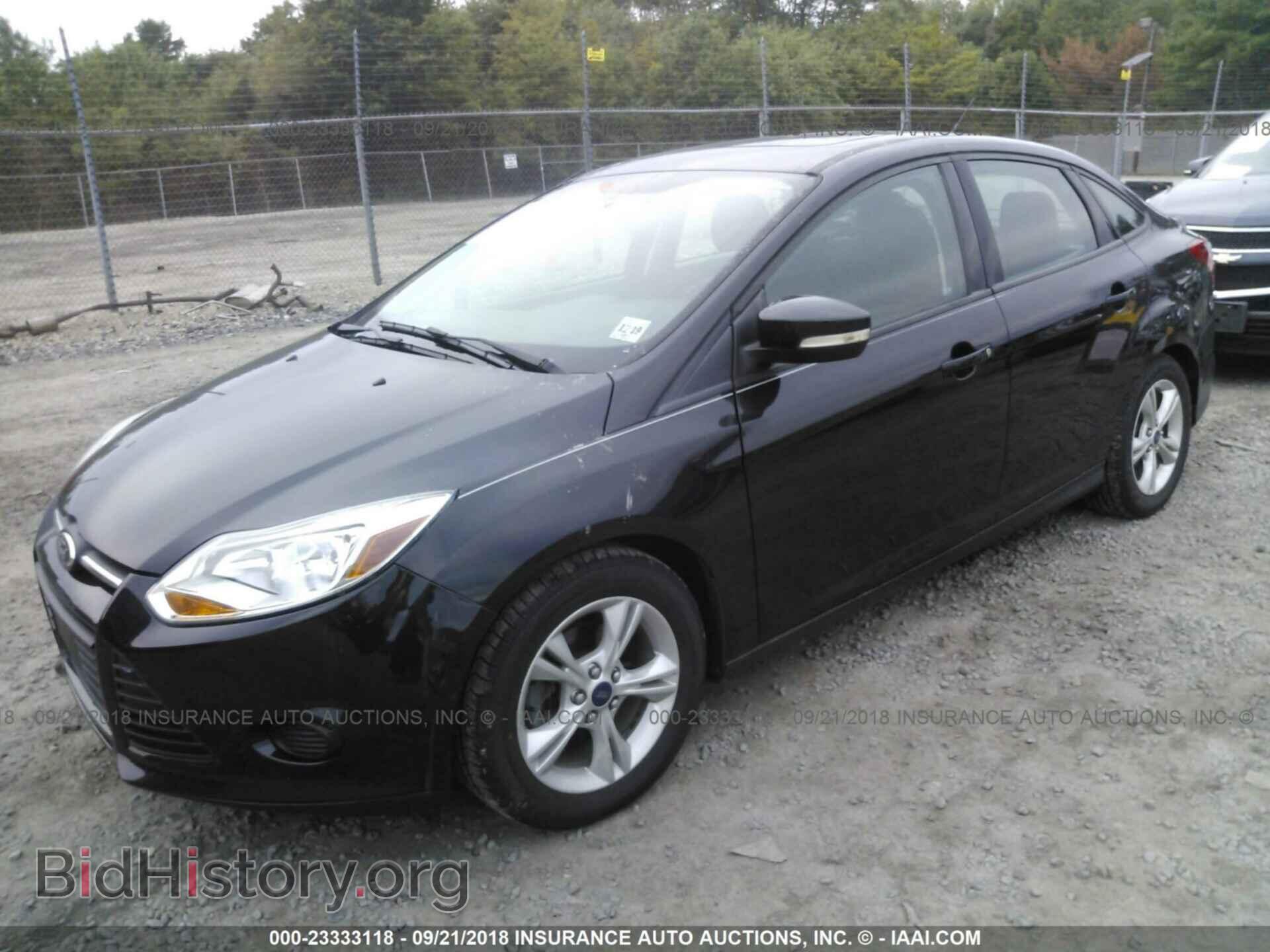 2014 Ford Focus - VIN: 1FADP3F27EL426545 - Photo 2
