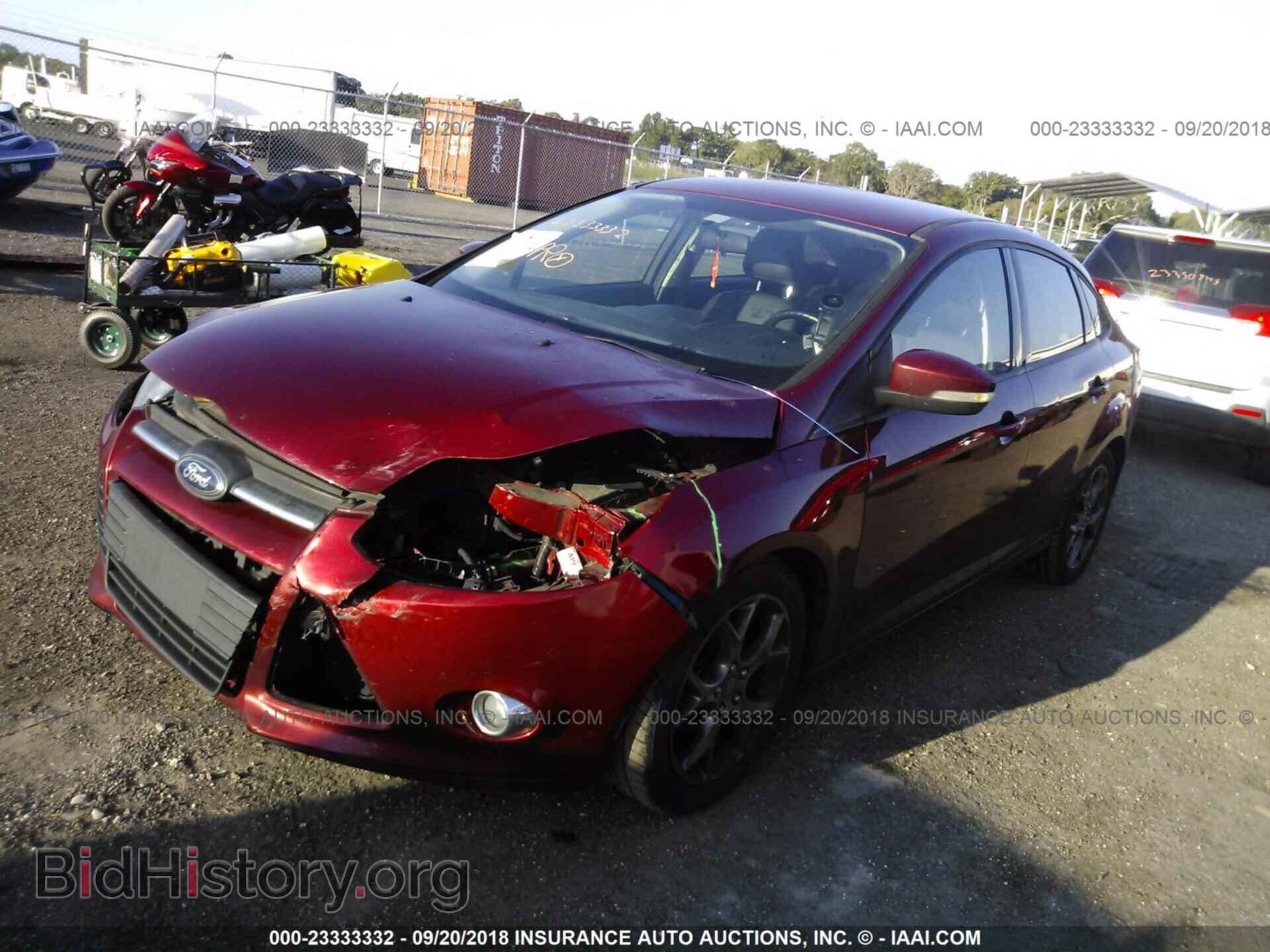 2013 Ford Focus - VIN: 1FADP3F24DL155877 - Фото 2