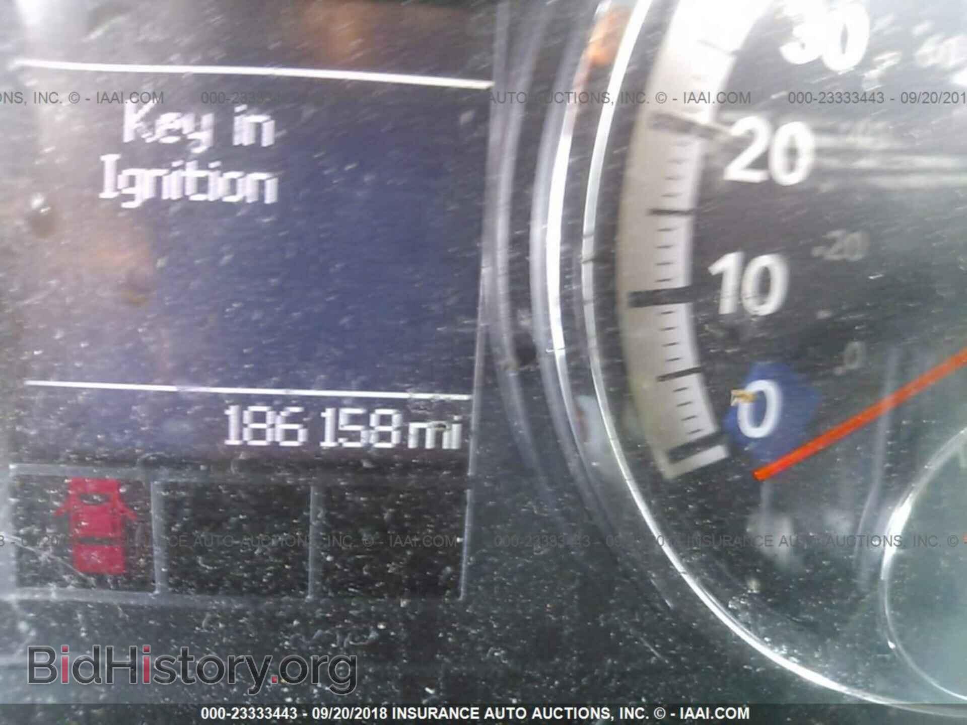 2011 Dodge Ram 1500 - VIN: 1D7RB1CP8BS550057 - Фото 7