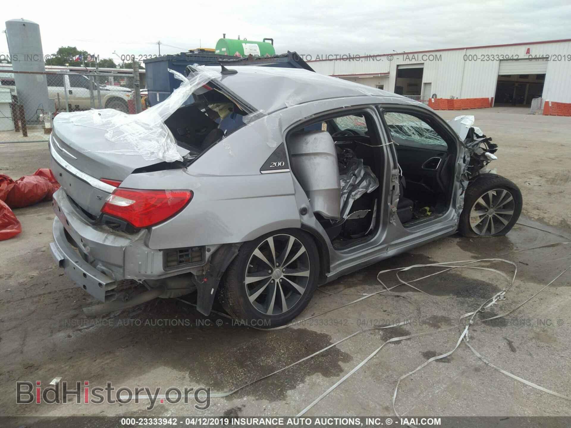 2013 CHRYSLER 200 - VIN: 1C3CCBBB5DN629894 - Photo 4
