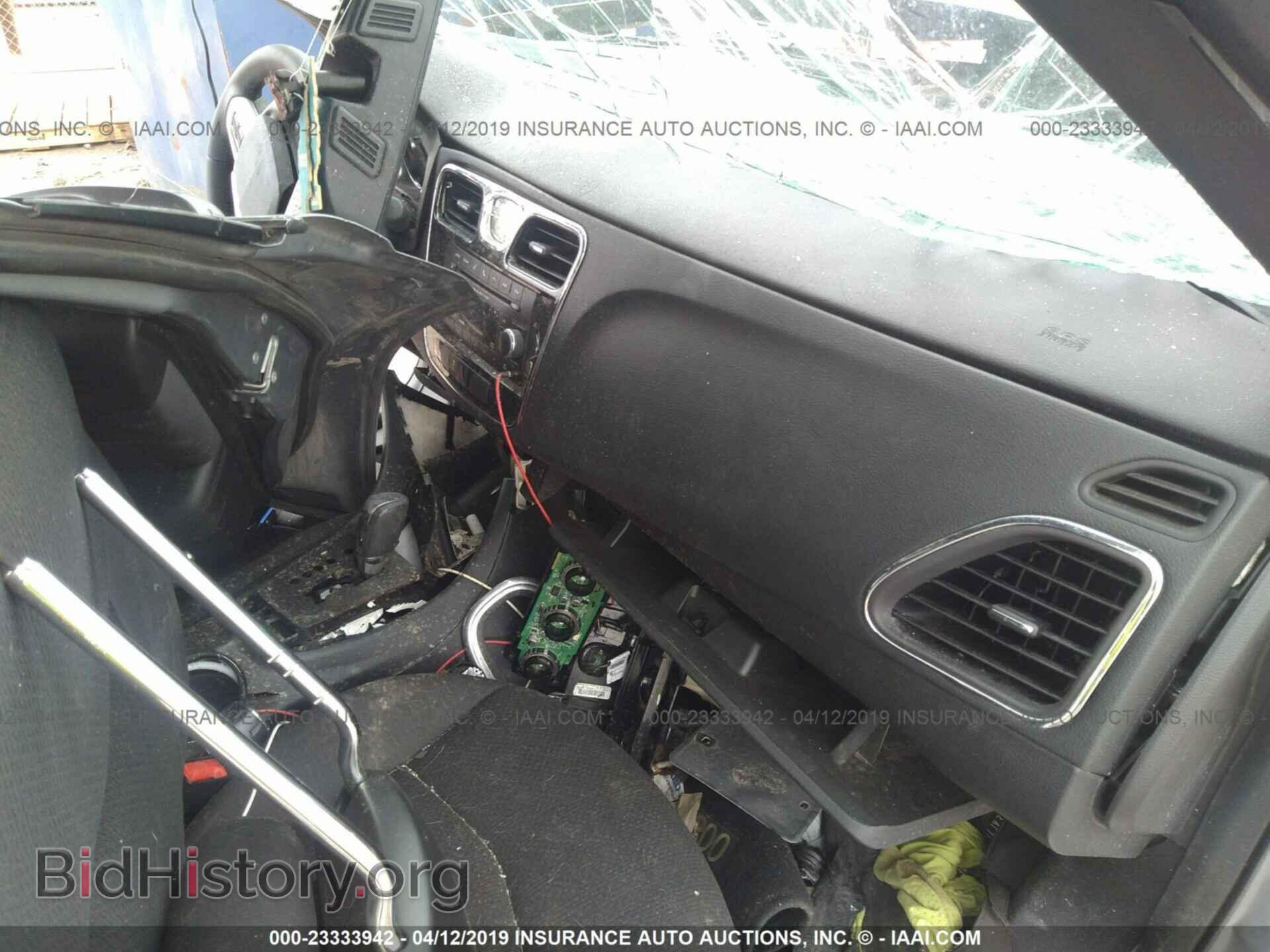 2013 CHRYSLER 200 - VIN: 1C3CCBBB5DN629894 - Photo 5