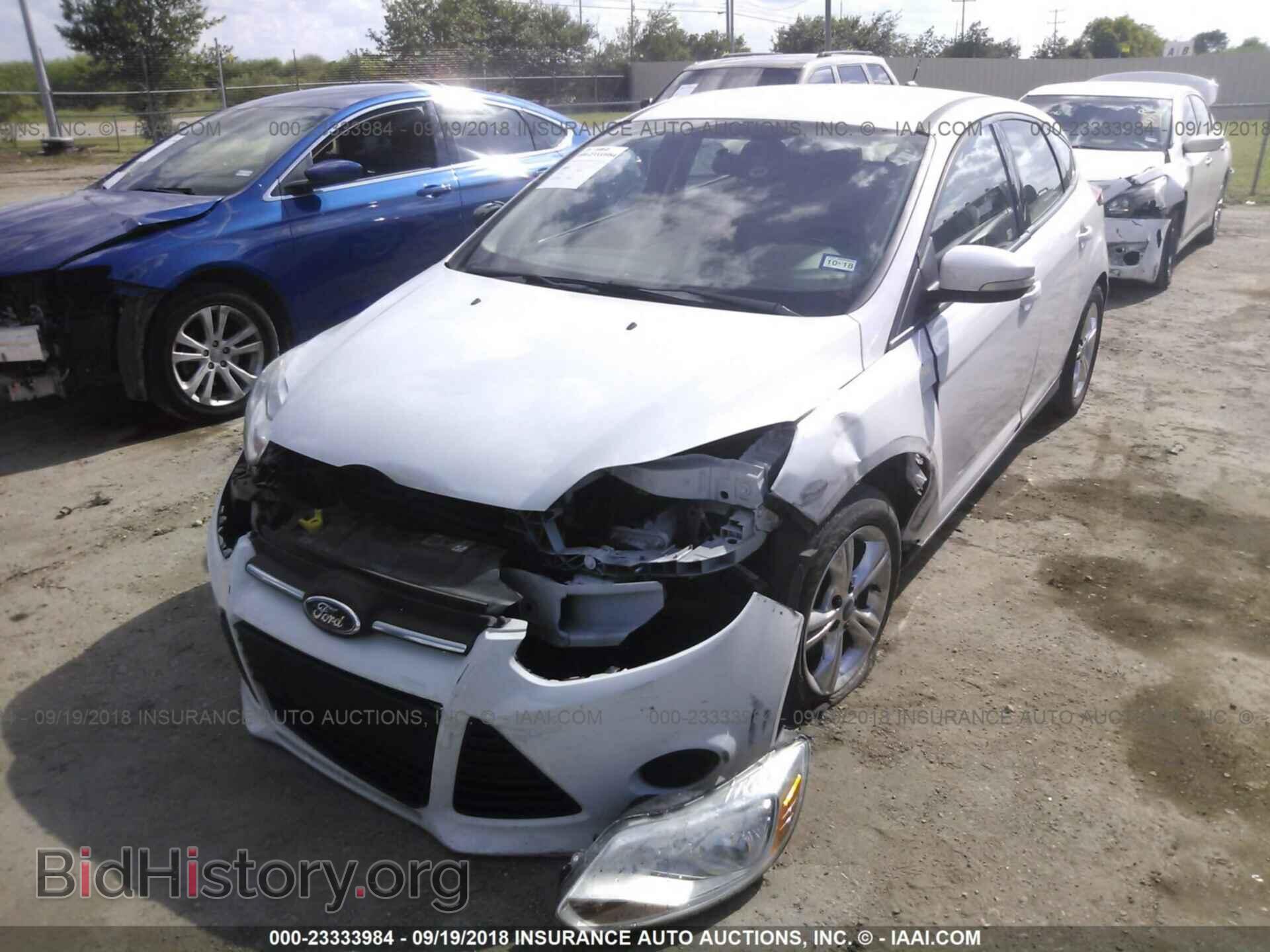 2014 Ford Focus - VIN: 1FADP3K29EL362403 - Photo 2