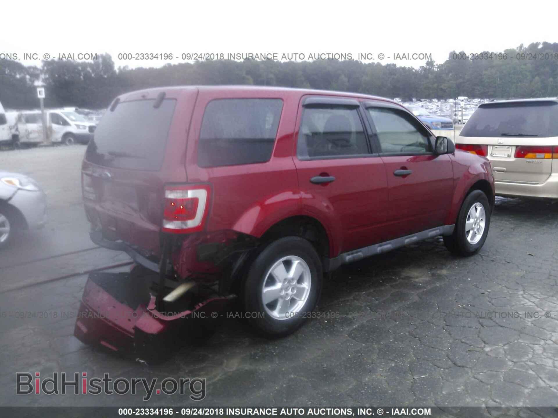 2012 Ford Escape - VIN: 1FMCU0C7XCKA71172 - Photo 4