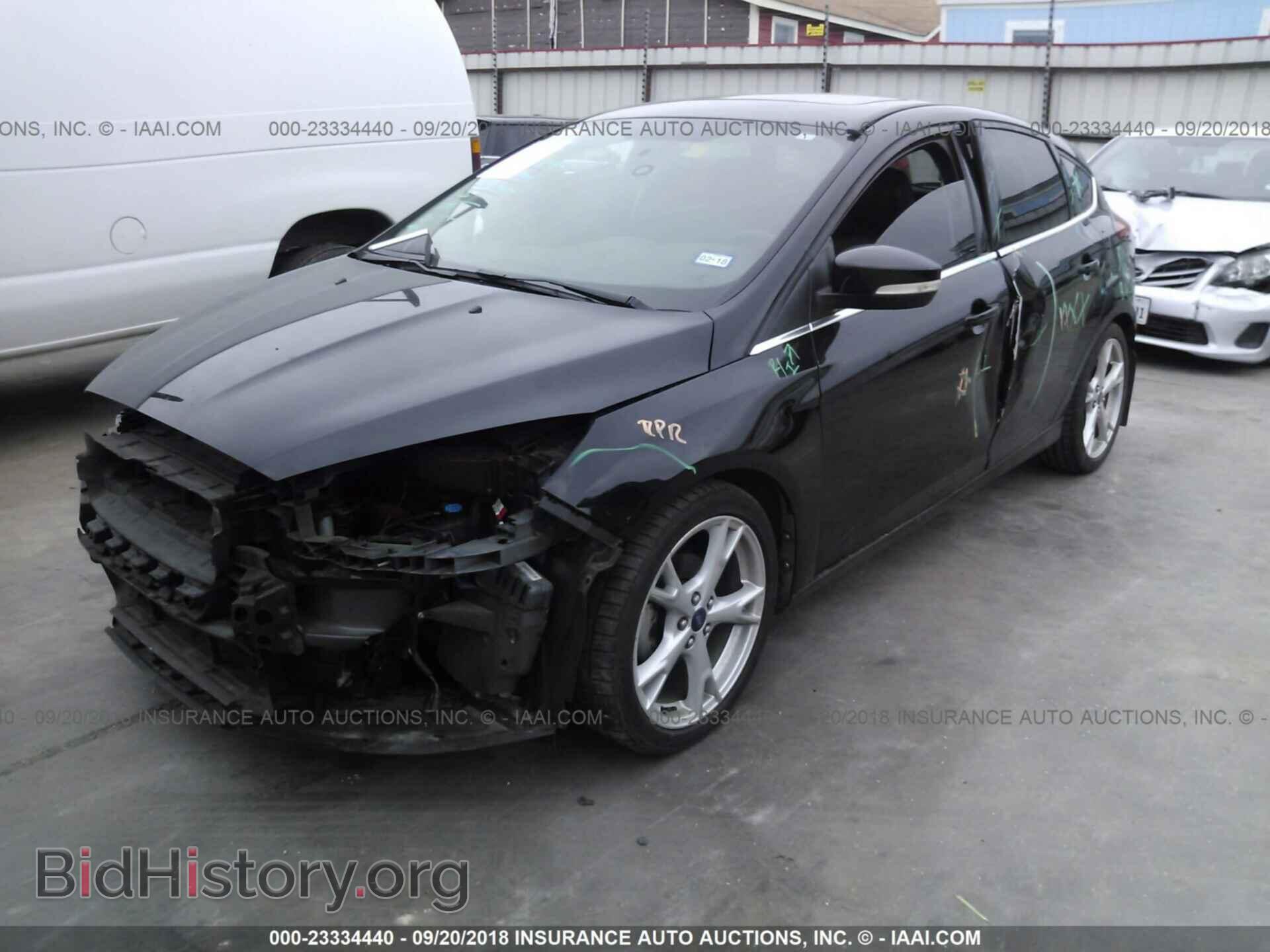 2015 Ford Focus - VIN: 1FADP3N29FL219545 - Photo 2
