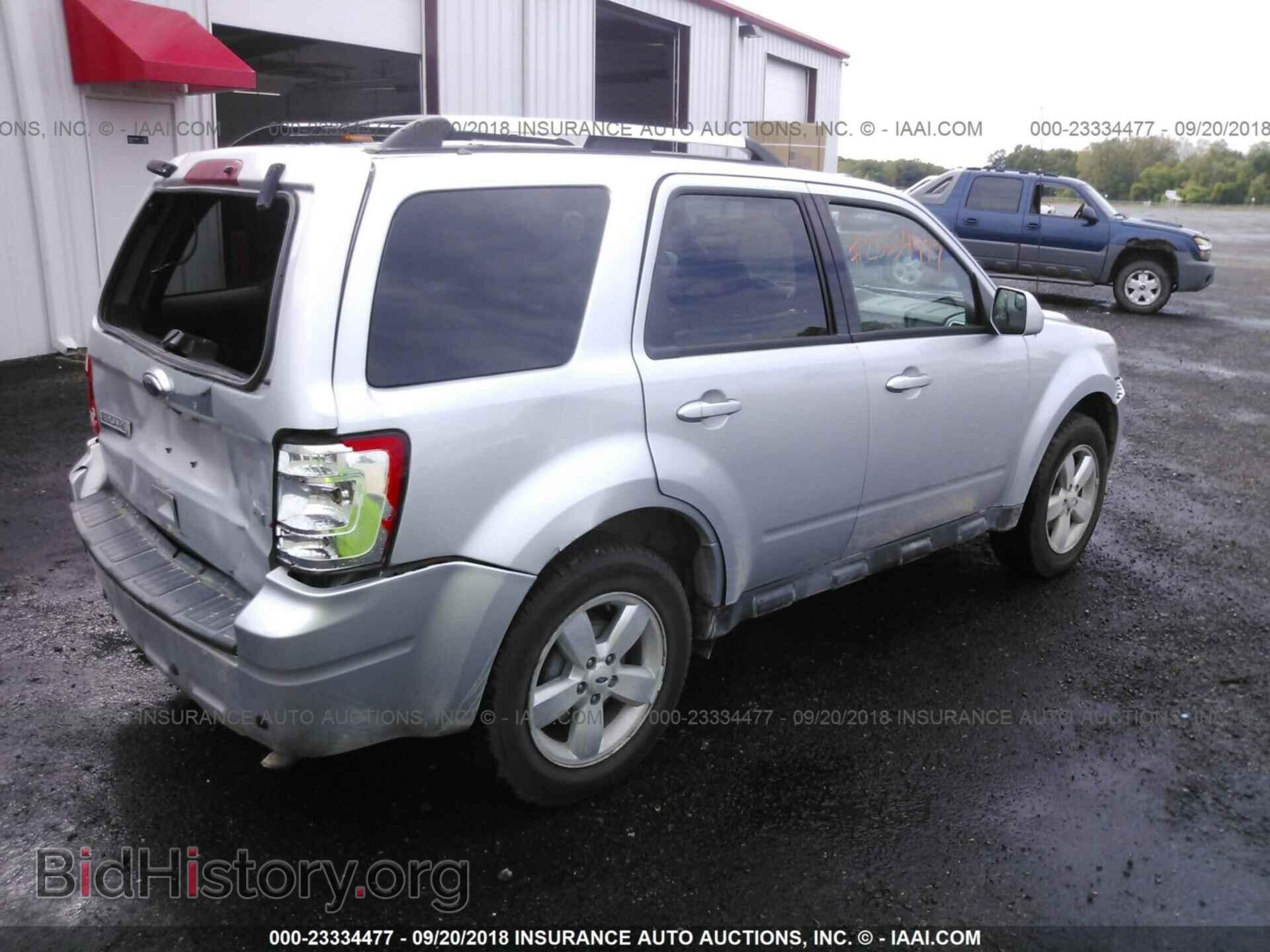 2011 Ford Escape - VIN: 1FMCU9EG2BKA20975 - Фото 4