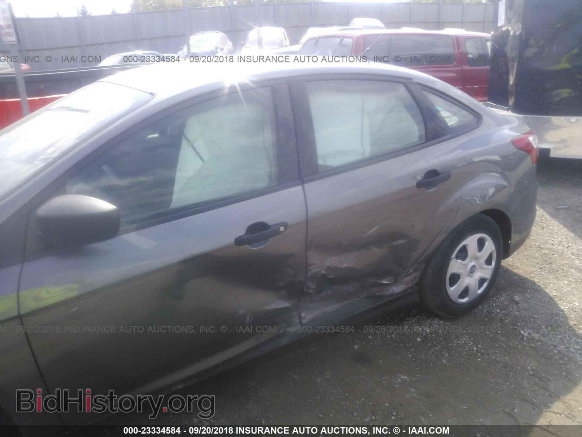 2013 Ford Focus - VIN: 1FADP3E29DL360323 - Photo 6
