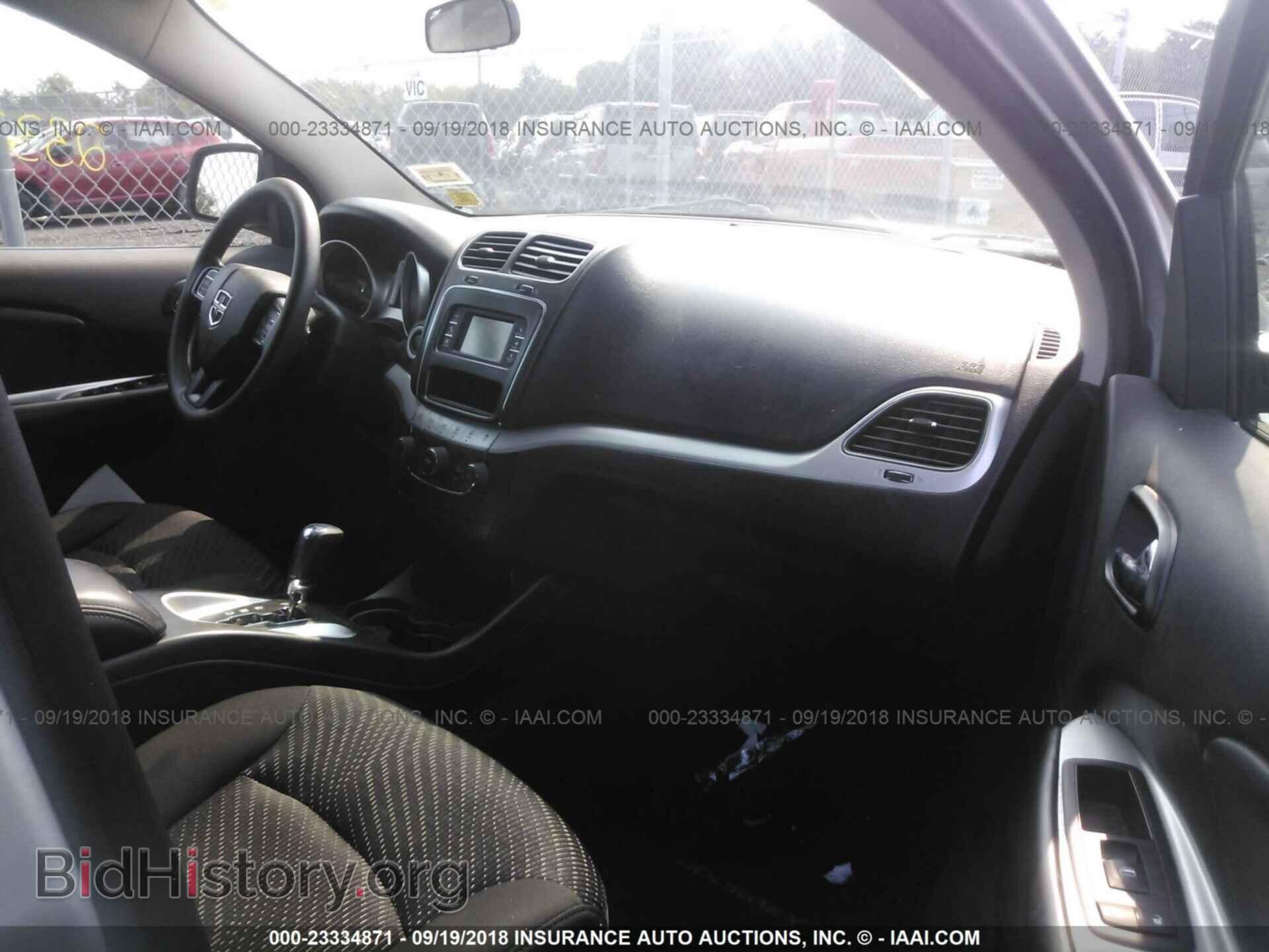2016 Dodge Journey - VIN: 3C4PDCBG7GT206136 - Фото 5