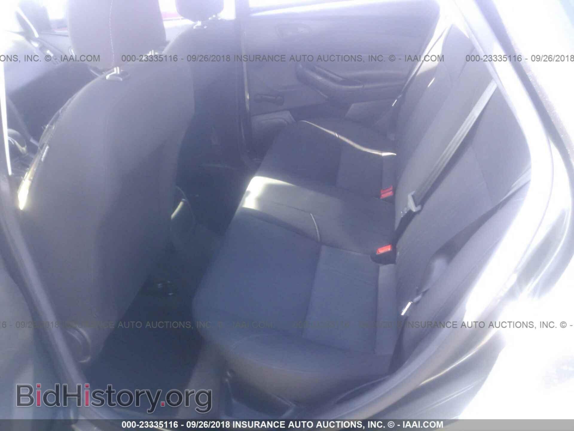 2016 Ford Focus - VIN: 1FADP3E26GL379206 - Фото 8