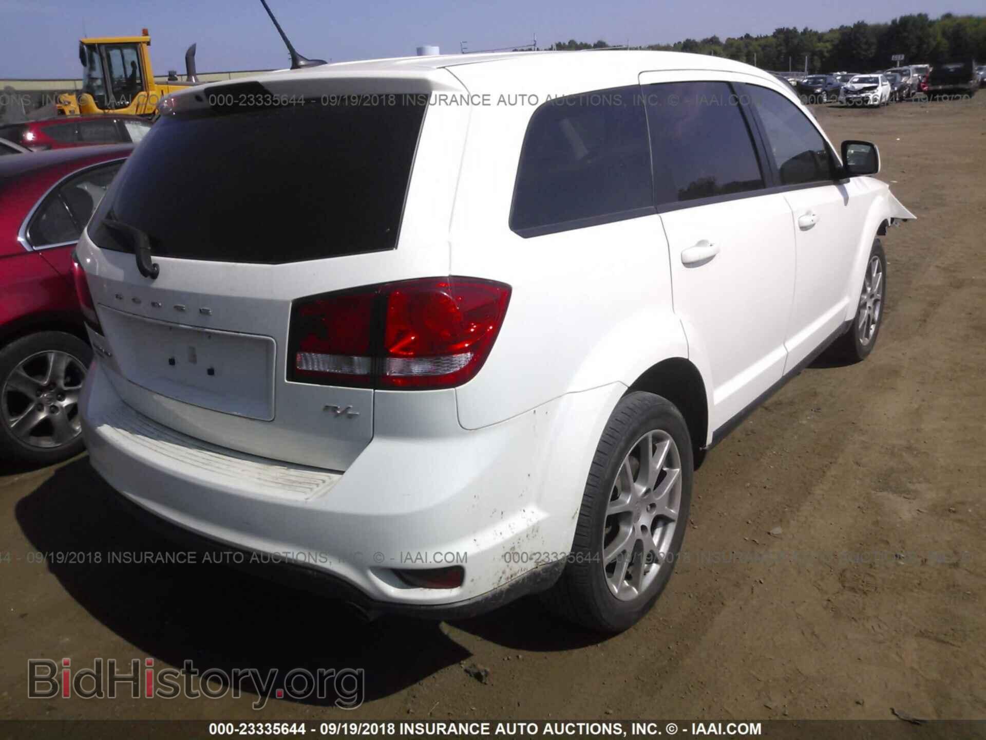 2015 Dodge Journey - VIN: 3C4PDDEG5FT633363 - Photo 4