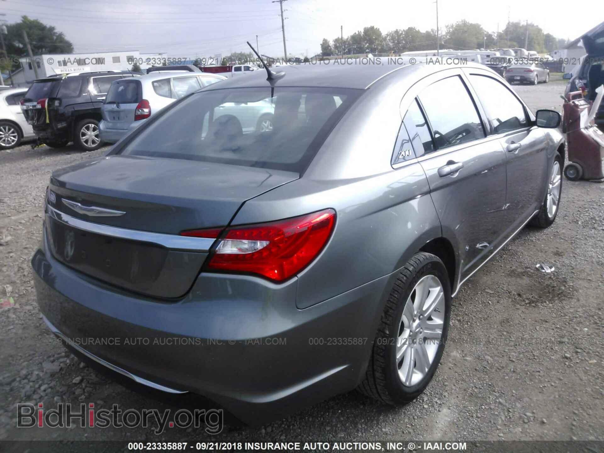 2013 CHRYSLER 200 - VIN: 1C3CCBBB8DN654725 - Фото 4