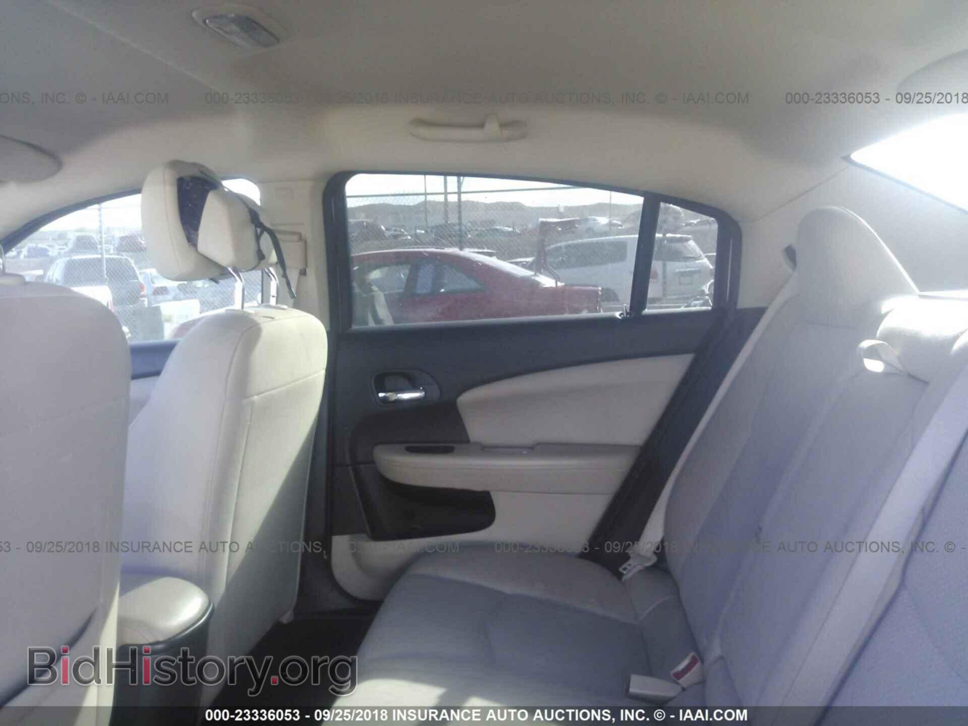 2013 Chrysler 200 - VIN: 1C3CCBABXDN705708 - Фото 8