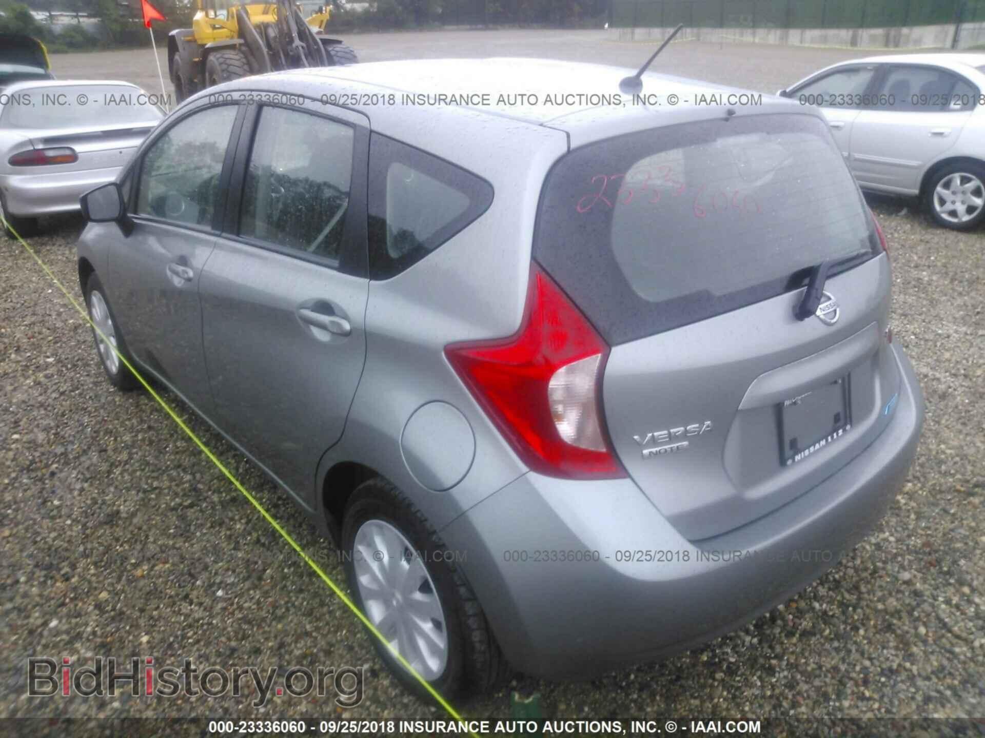 2015 Nissan Versa note - VIN: 3N1CE2CP2FL425706 - Photo 3