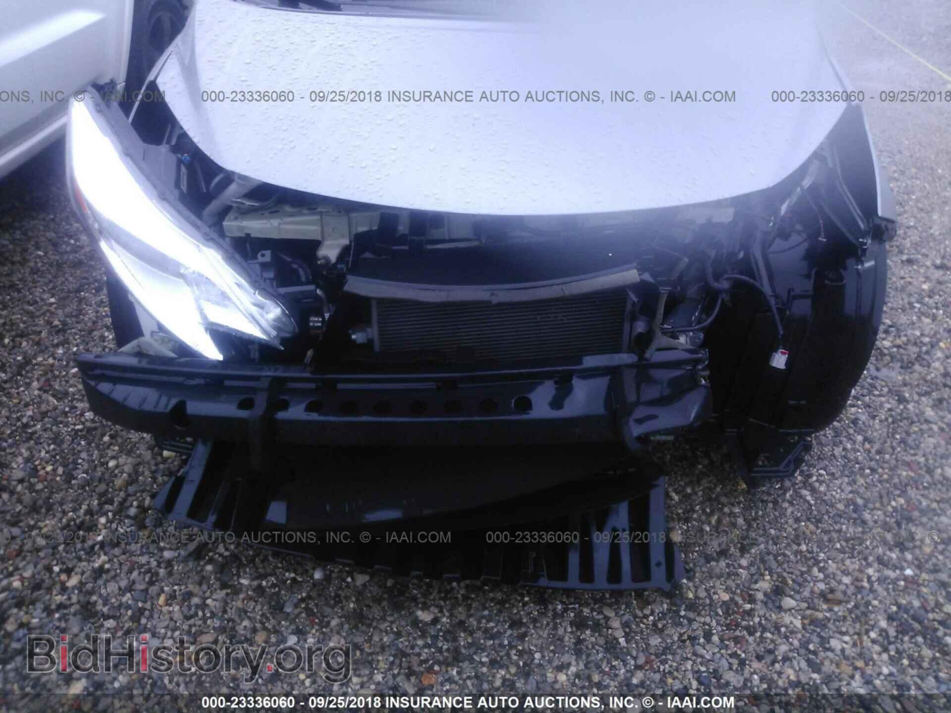 2015 Nissan Versa note - VIN: 3N1CE2CP2FL425706 - Photo 6