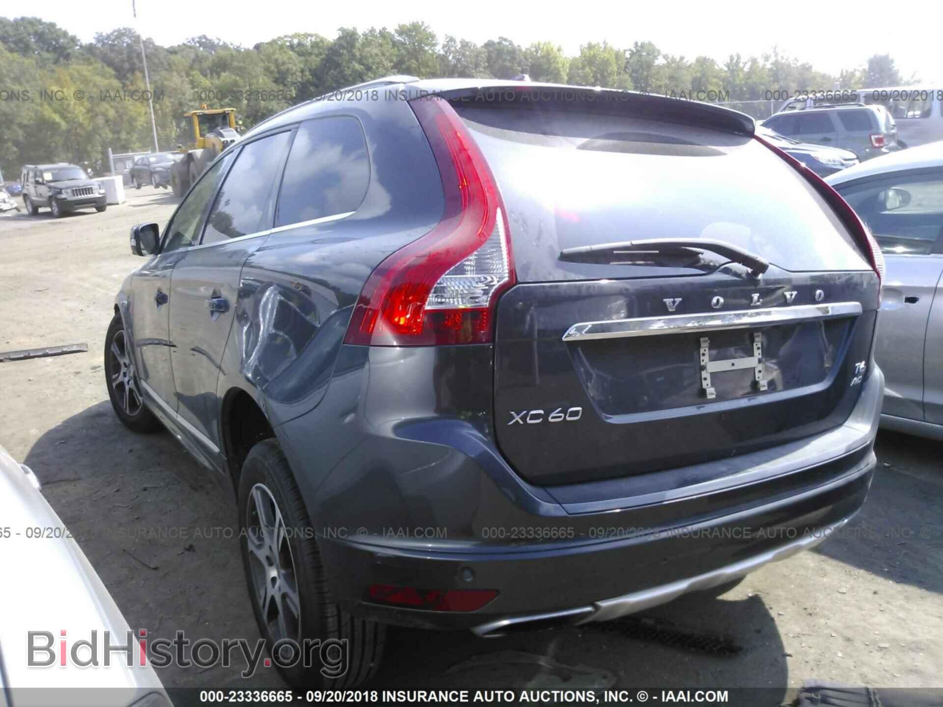 2015 Volvo Xc60 - VIN: YV4902RM3F2651111 - Фото 3