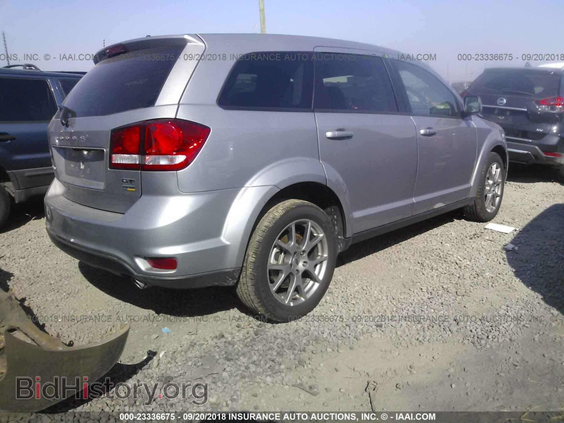 2018 Dodge Journey - VIN: 3C4PDCEG2JT380733 - Photo 4