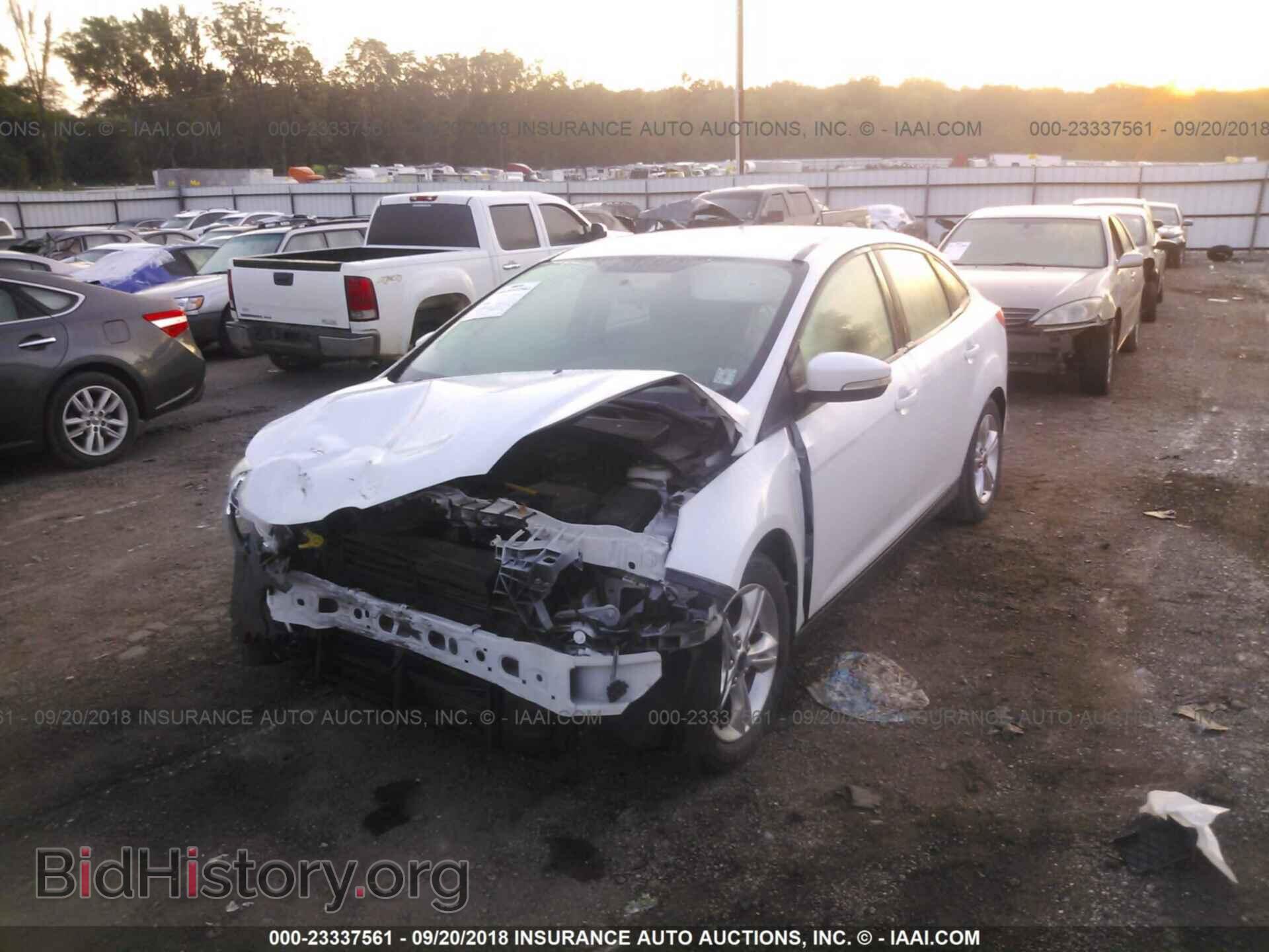 2014 Ford Focus - VIN: 1FADP3F25EL249302 - Фото 2