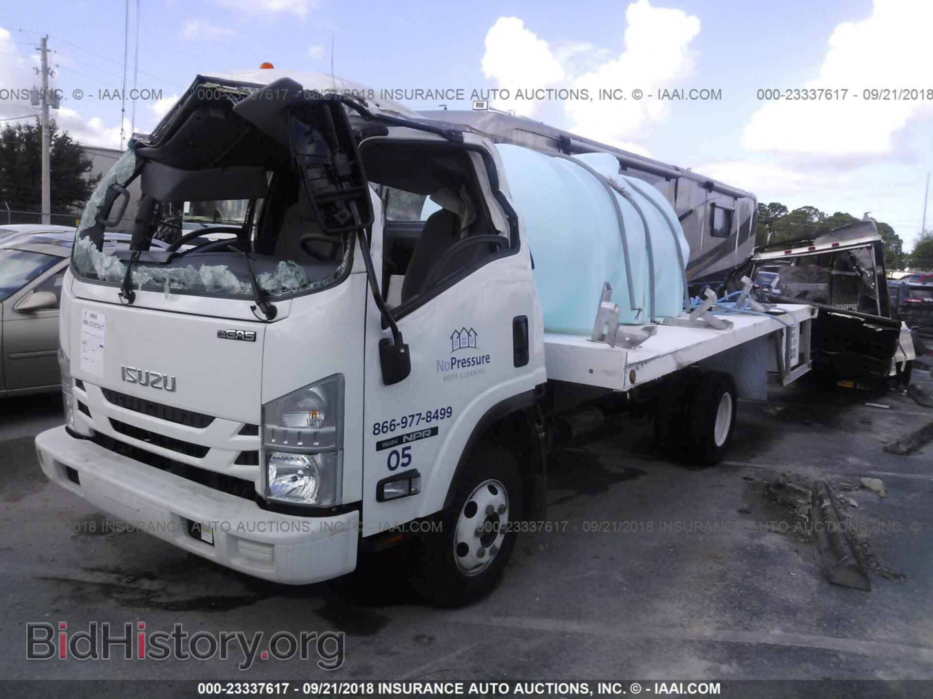 2018 ISUZU NPR - VIN: 54DB4W1B0JS800587 - Photo 2