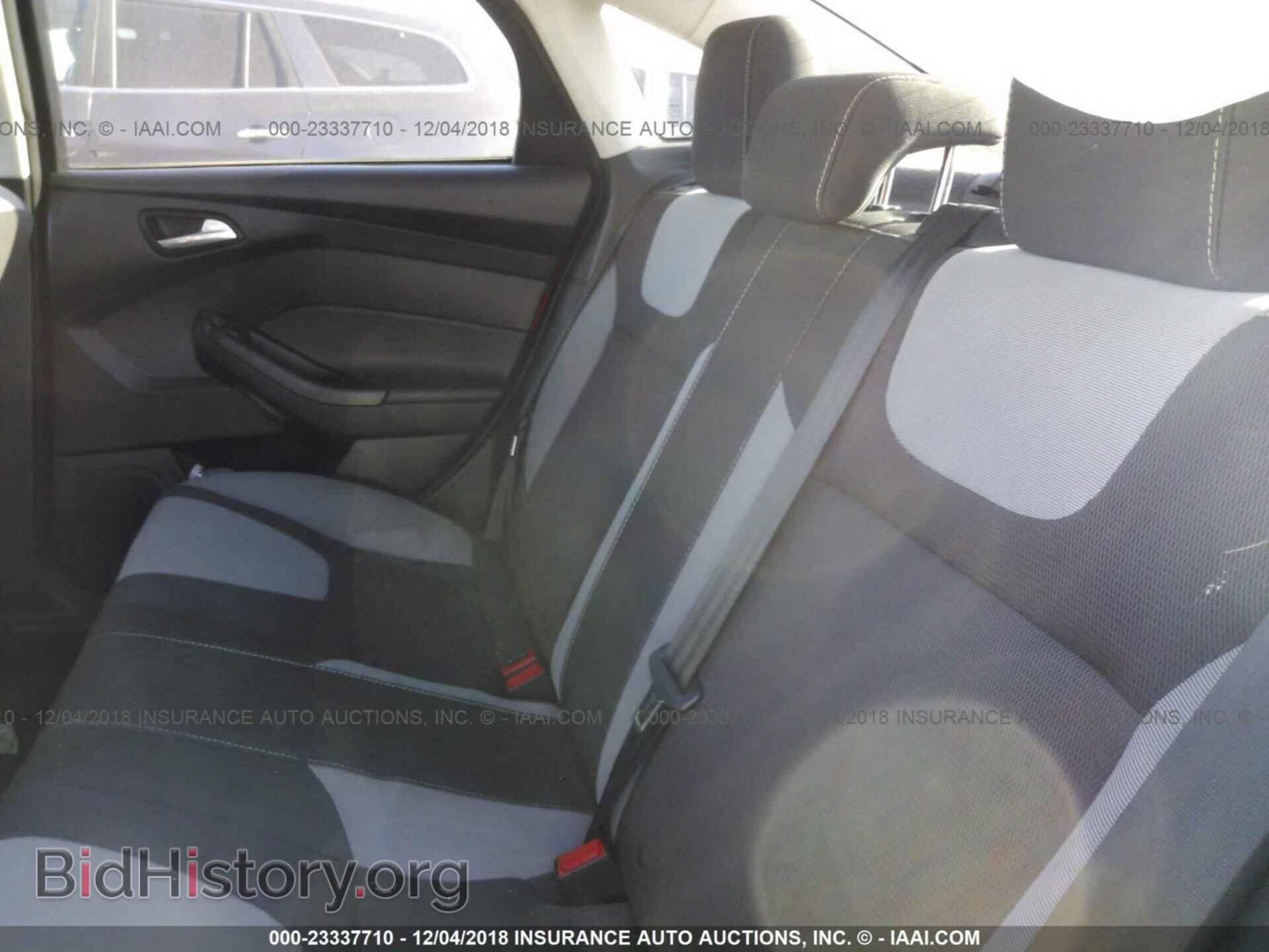 2012 Ford Focus - VIN: 1FAHP3F26CL361850 - Photo 8