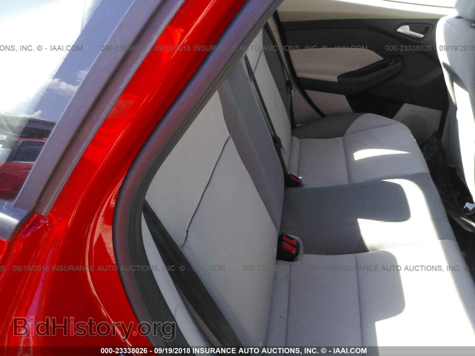 2014 Ford Focus - VIN: 1FADP3F2XEL359617 - Фото 8