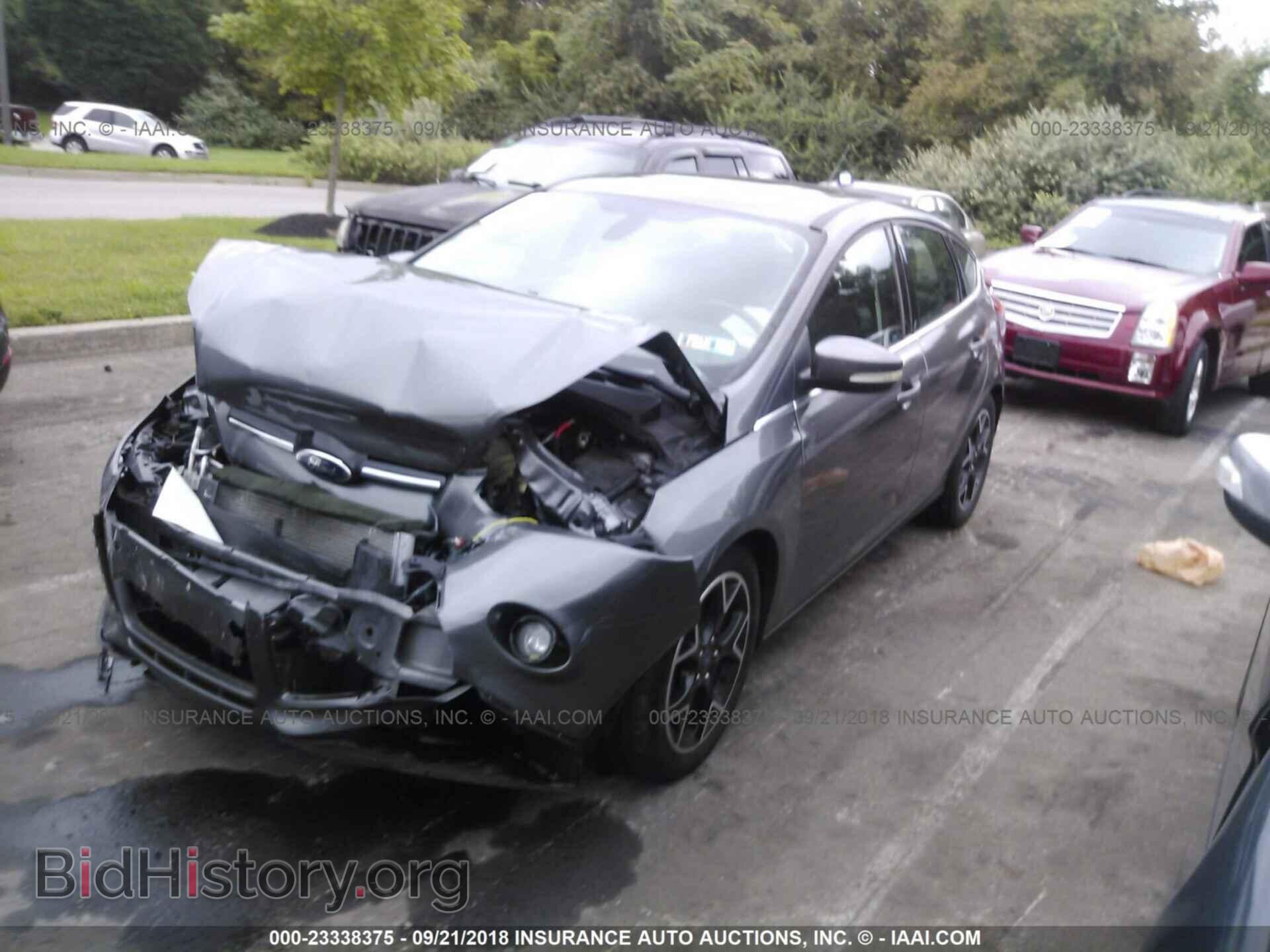 2012 Ford Focus - VIN: 1FAHP3N24CL200091 - Photo 2