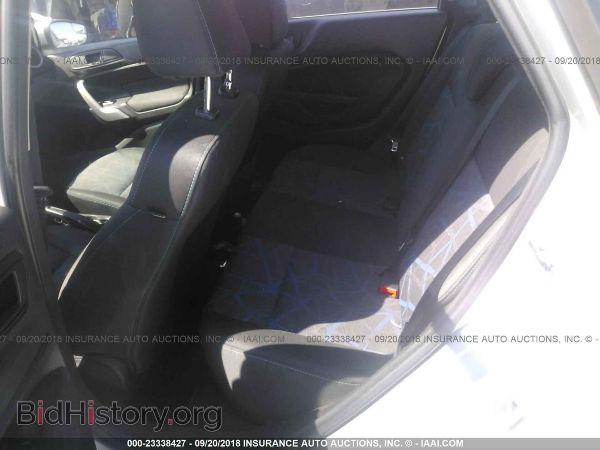 2012 Ford Fiesta - VIN: 3FADP4BJ8CM215384 - Фото 8