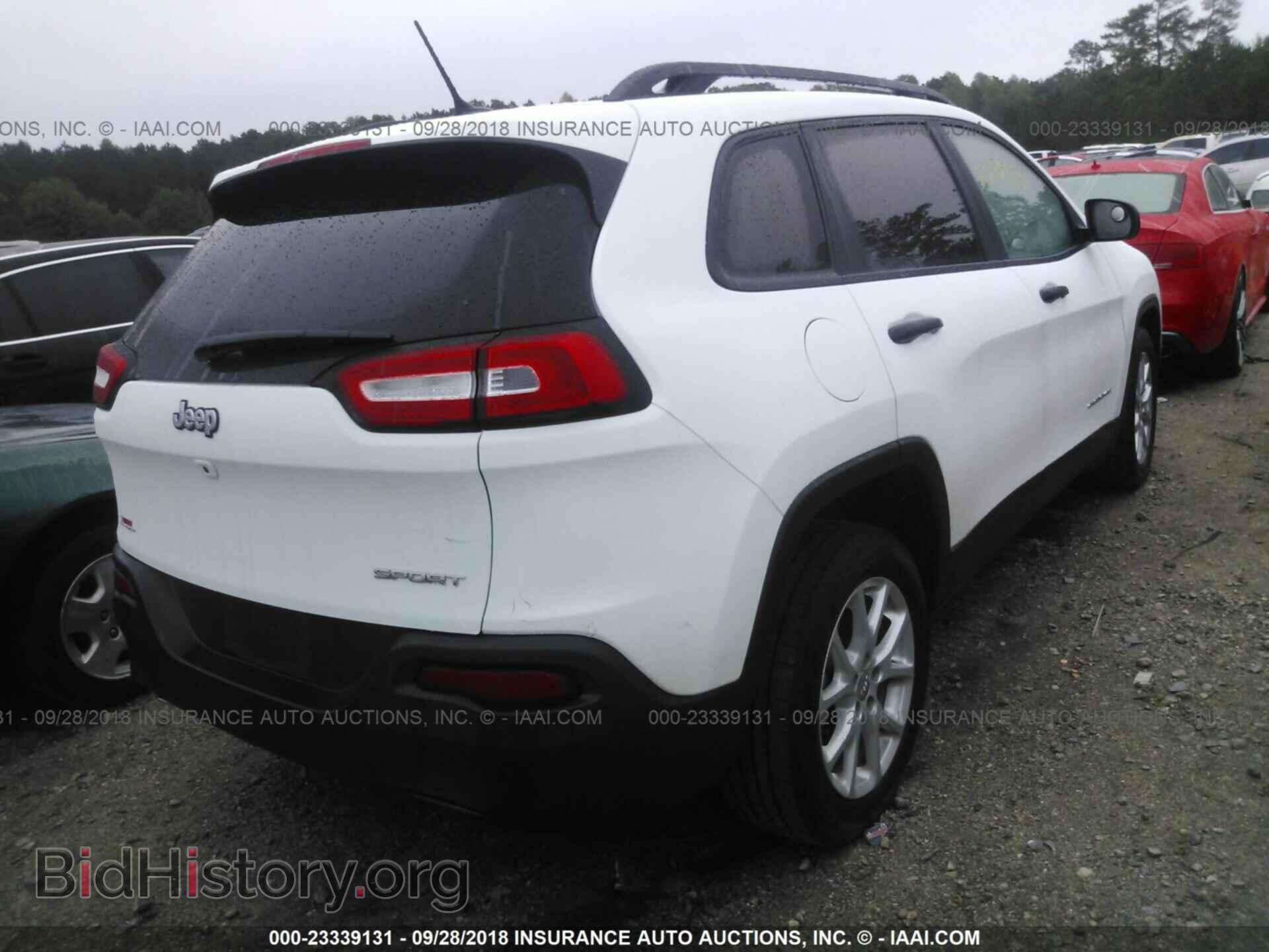 2017 Jeep Cherokee - VIN: 1C4PJLAB4HW574462 - Фото 4