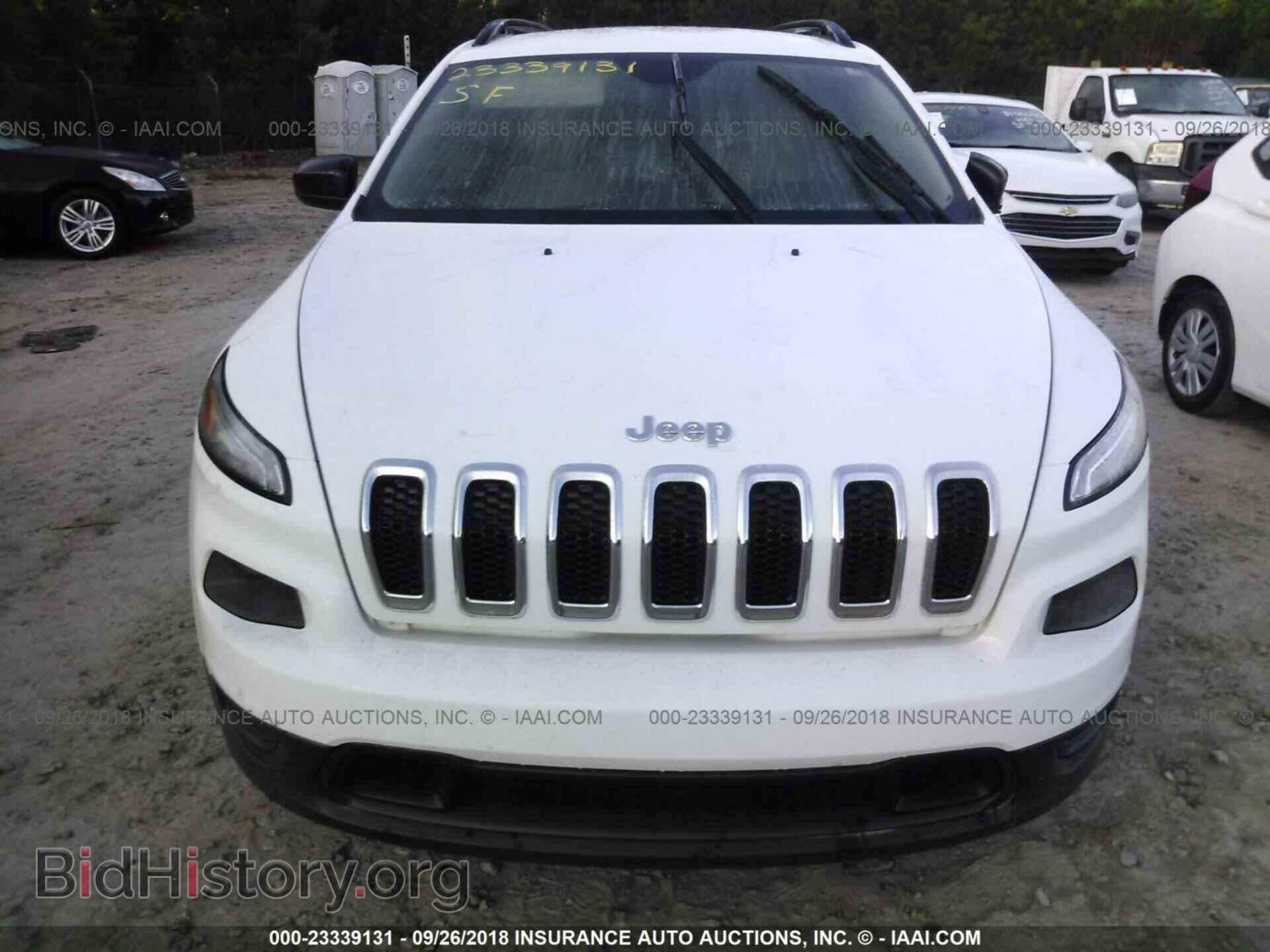 2017 Jeep Cherokee - VIN: 1C4PJLAB4HW574462 - Фото 6